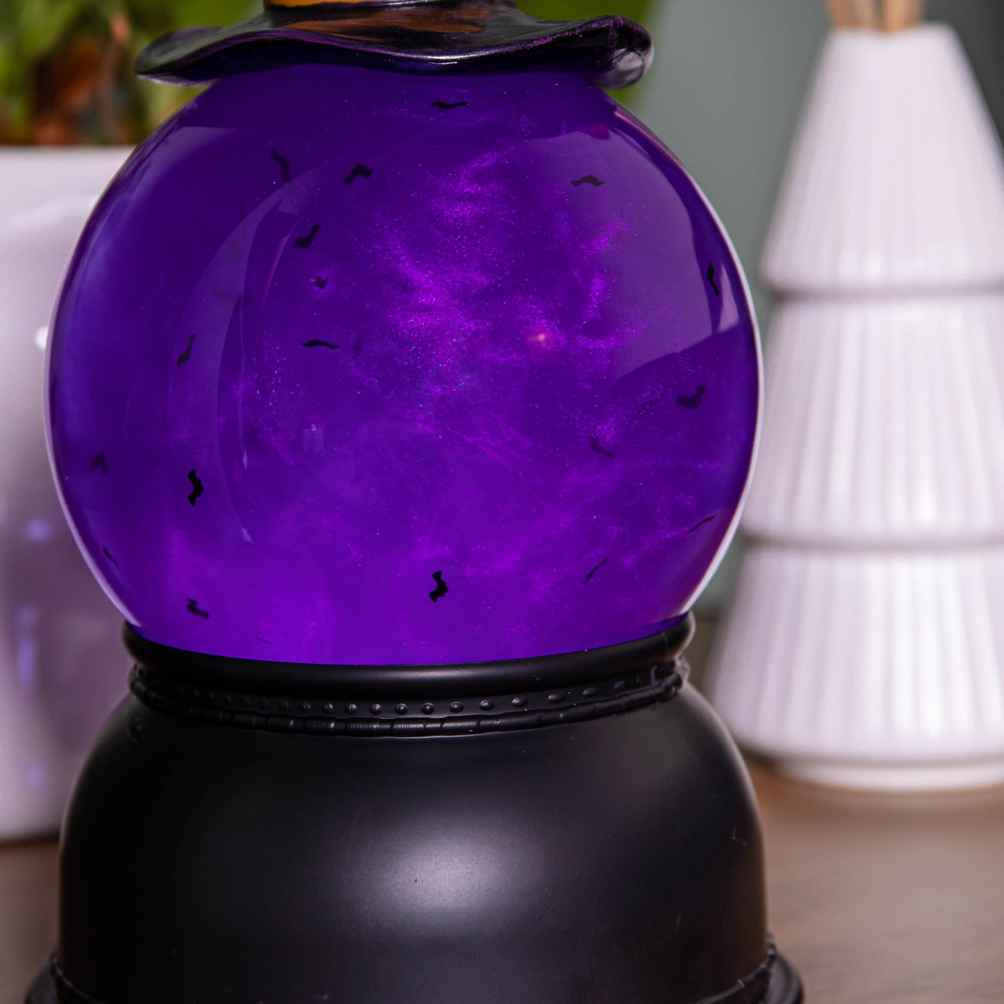 20cm Battery Operated Light up Purple Witch's Hat Water Globe Decoration