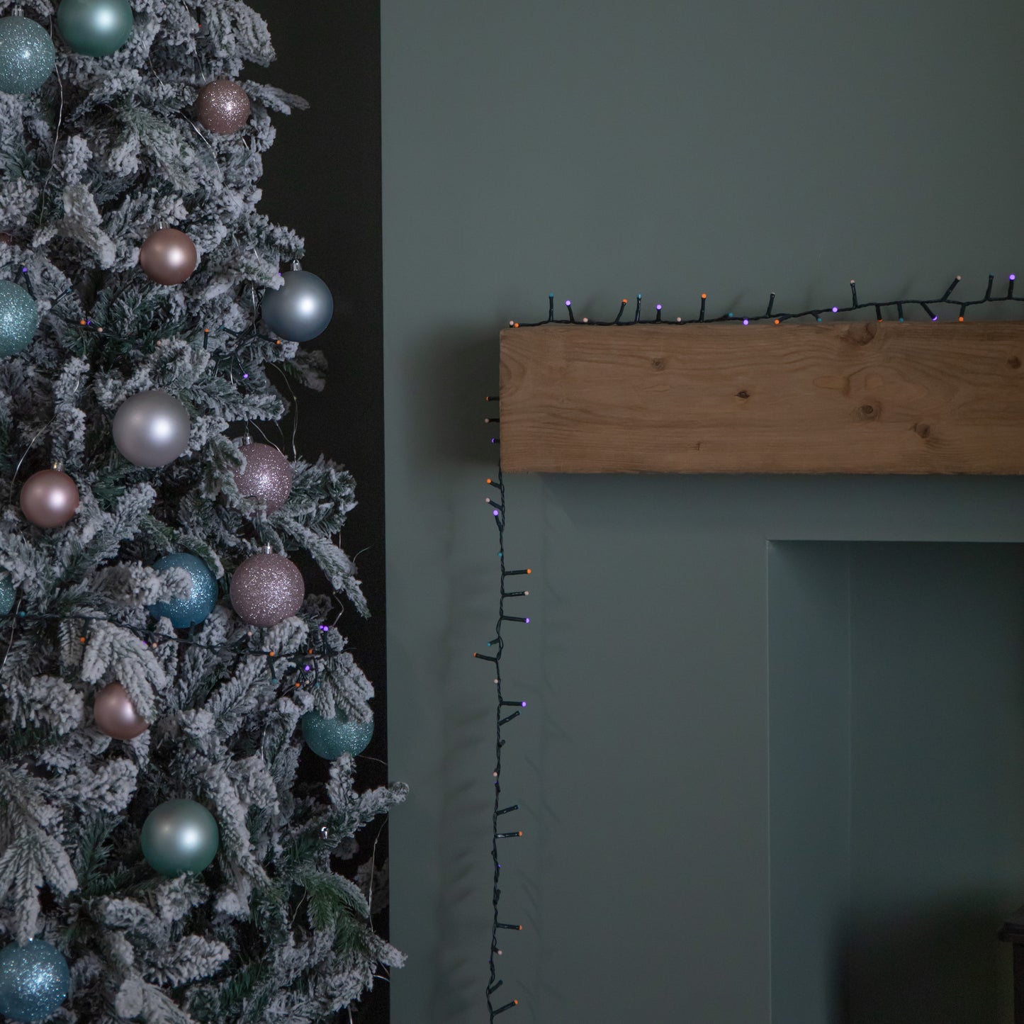 9m 360 LED Battery Operated Christmas BerryBrights String Lights in Rainbow