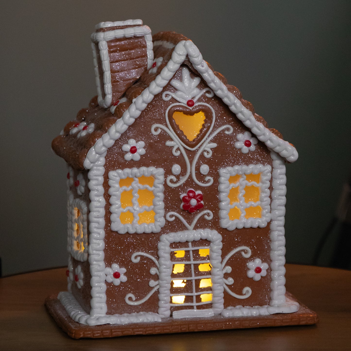 24cm Battery Operated LED Edelweiss Chalet Christmas Gingerbread House Decoration