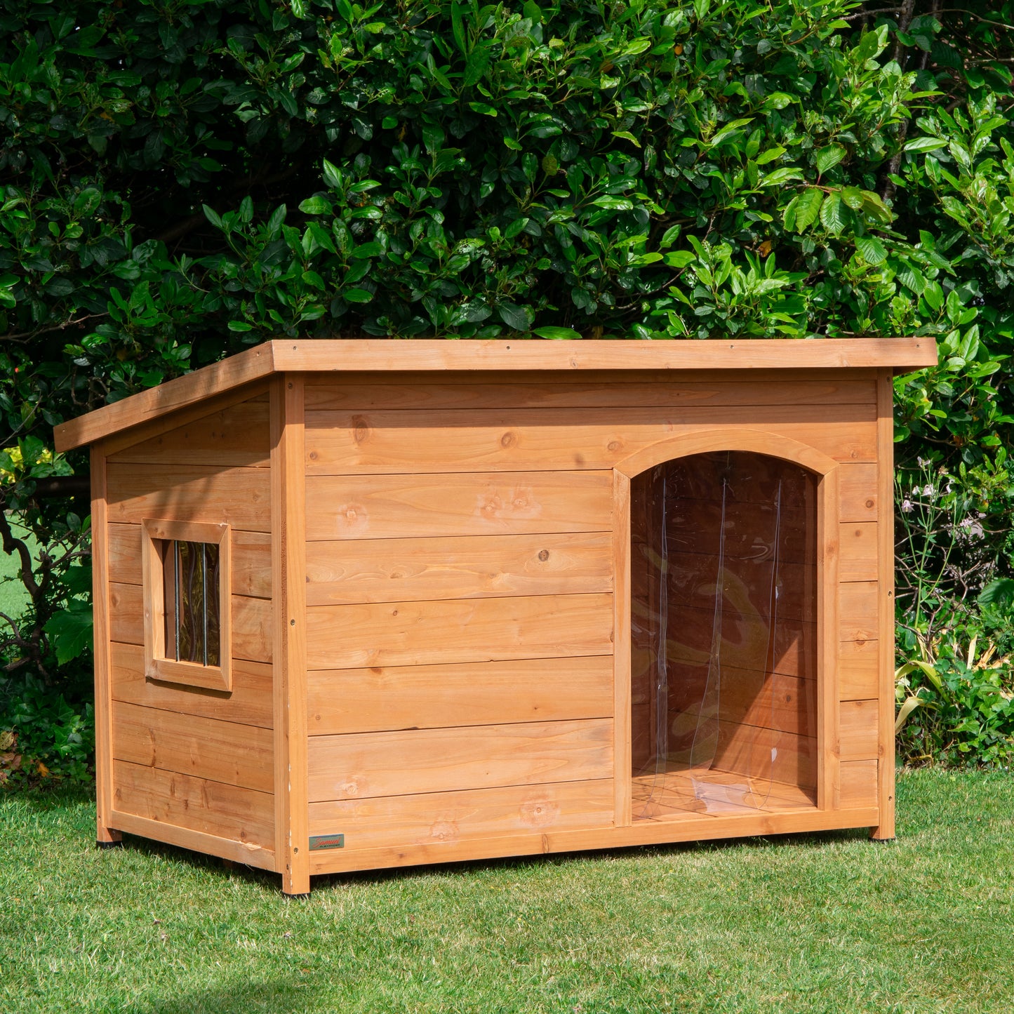 82cm x 1.16m Large Outdoor Garden Wooden Dog House Kennel with Window