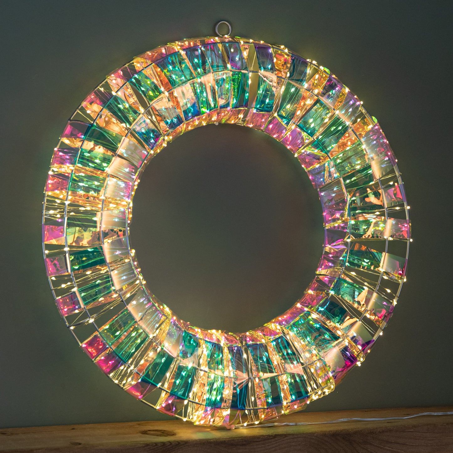 45cm Light up Iridescent Dream Christmas Wreath with 600 Warm White LEDs