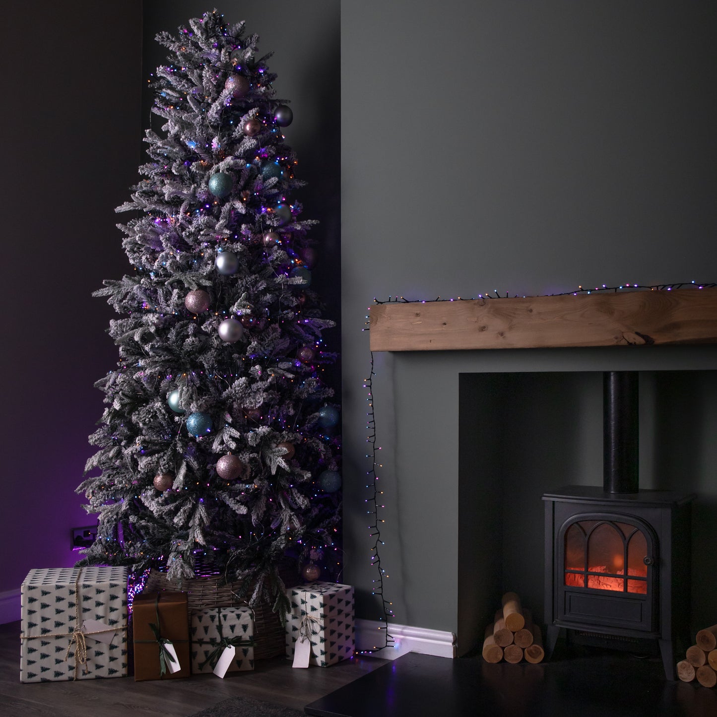 125m Treebrights Christmas Lights with 5000 LEDs in Rainbow with Timer