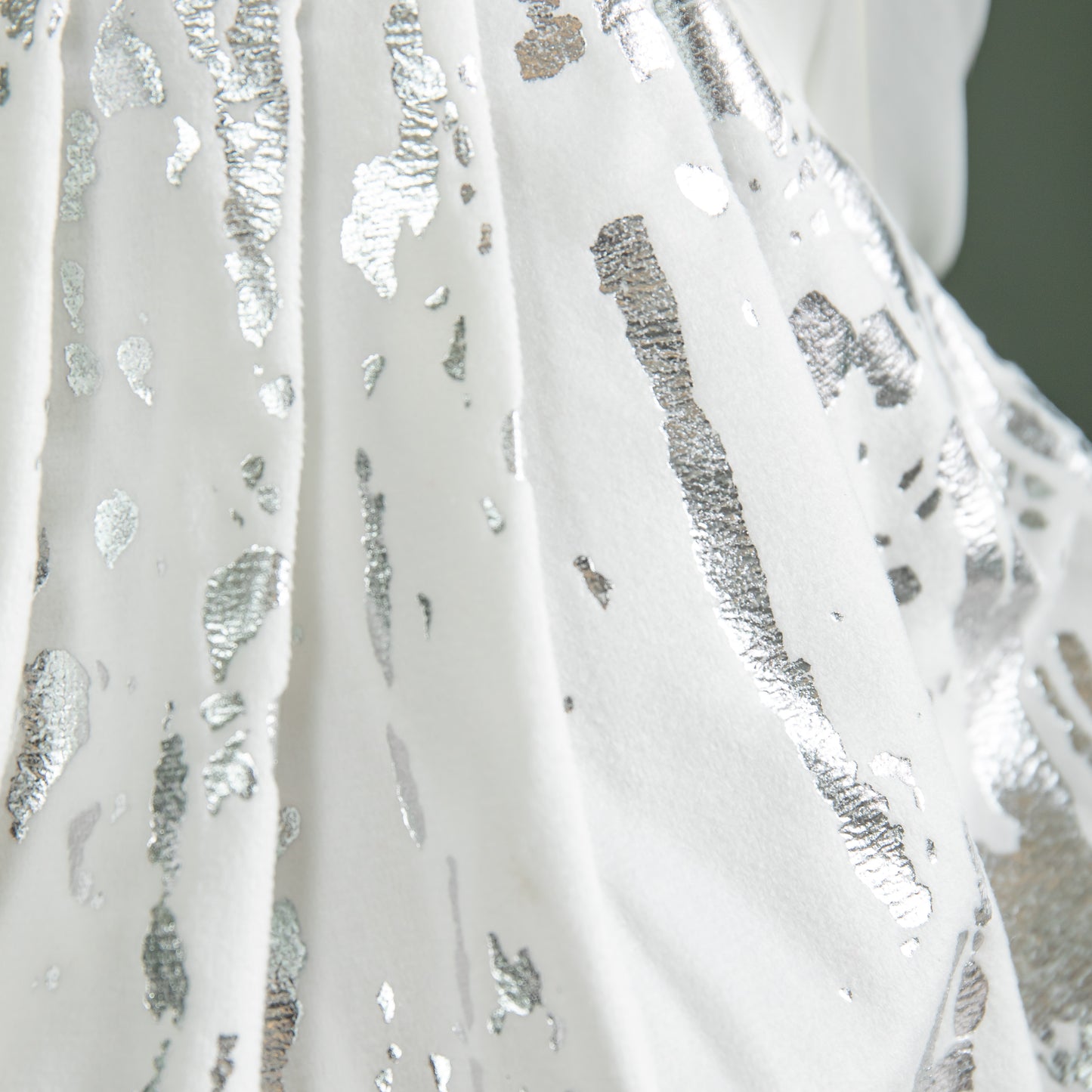 30cm Battery Powered Light up Christmas Angel Tree Topper with LEDs