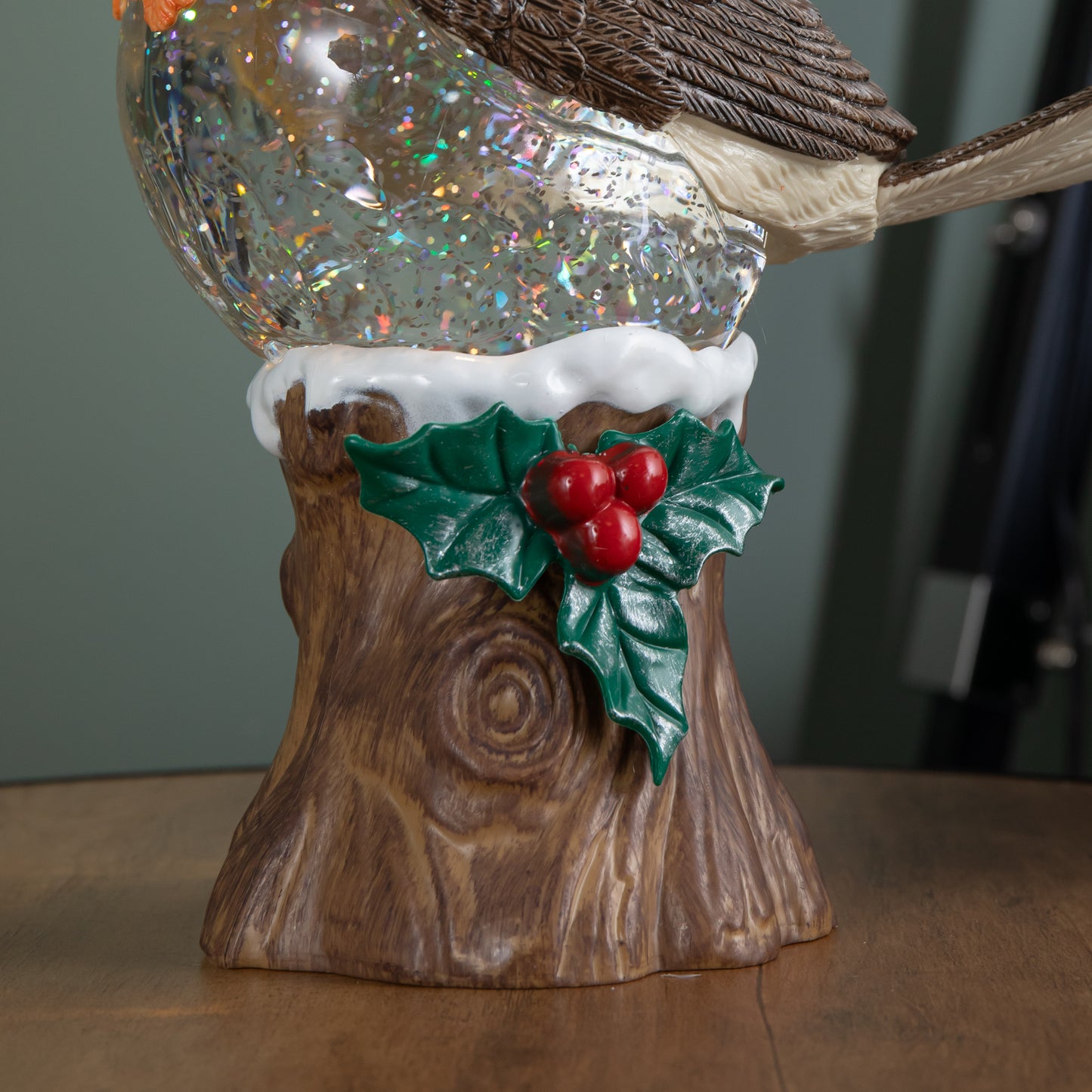 26cm Battery Operated Light up Christmas Robin Water Spinner with Warm White LEDs