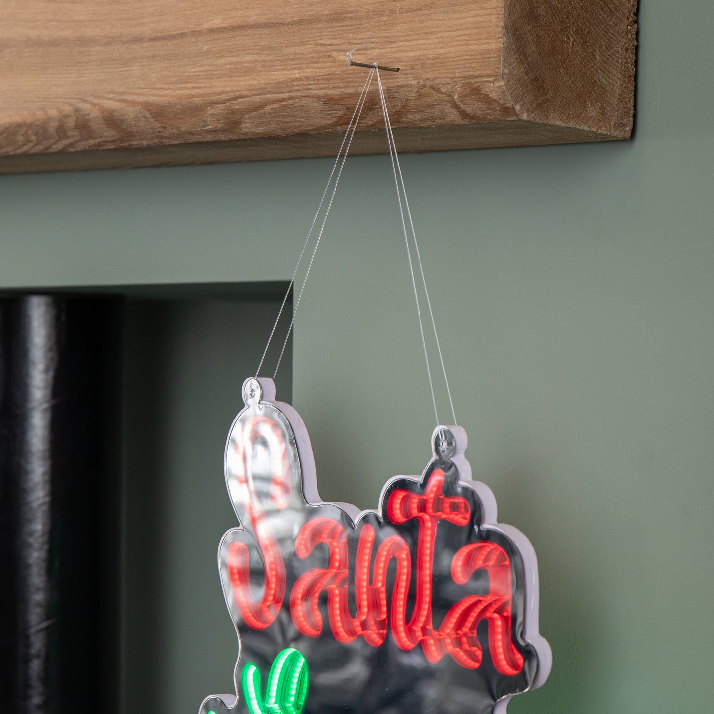 40cm Light up Hanging Santa Stop Here Christmas Infinity Mirror Light with Multi-Coloured LEDs