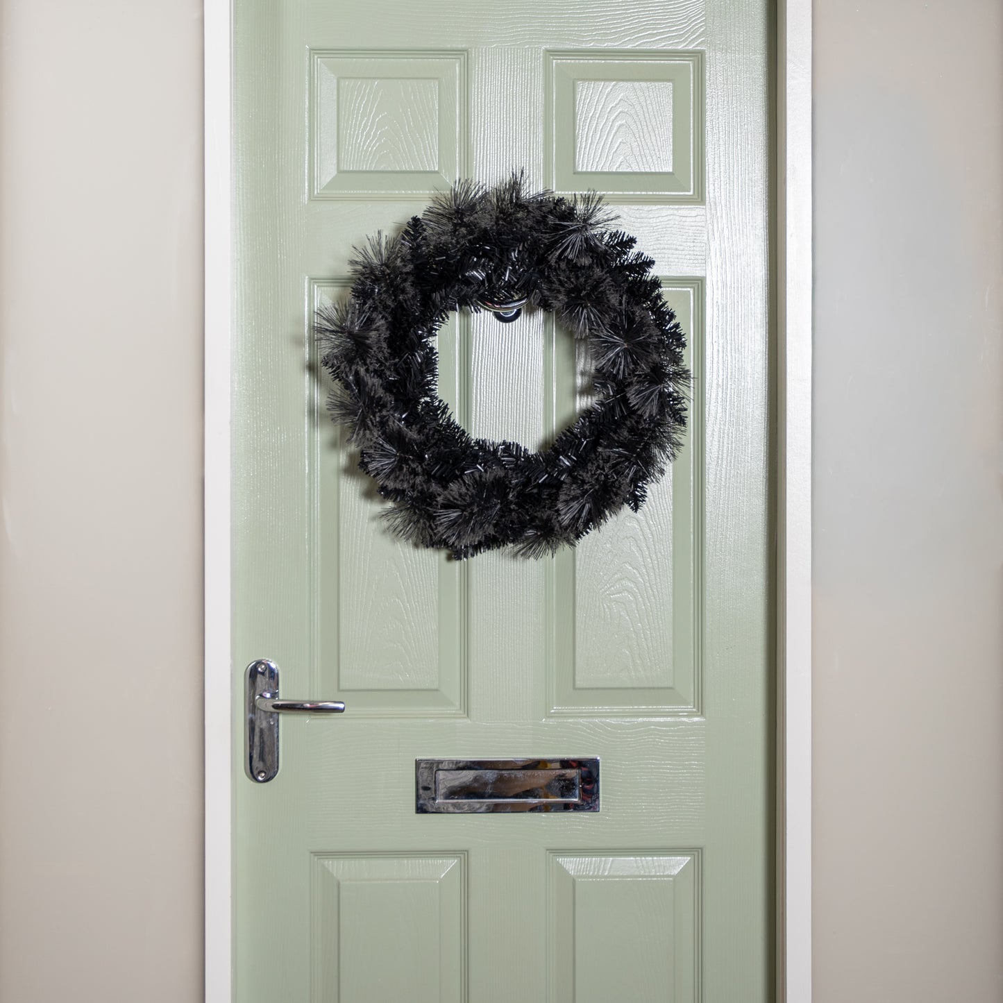 50cm Plain Black Tipped Hanging Christmas & Halloween Artificial Wreath