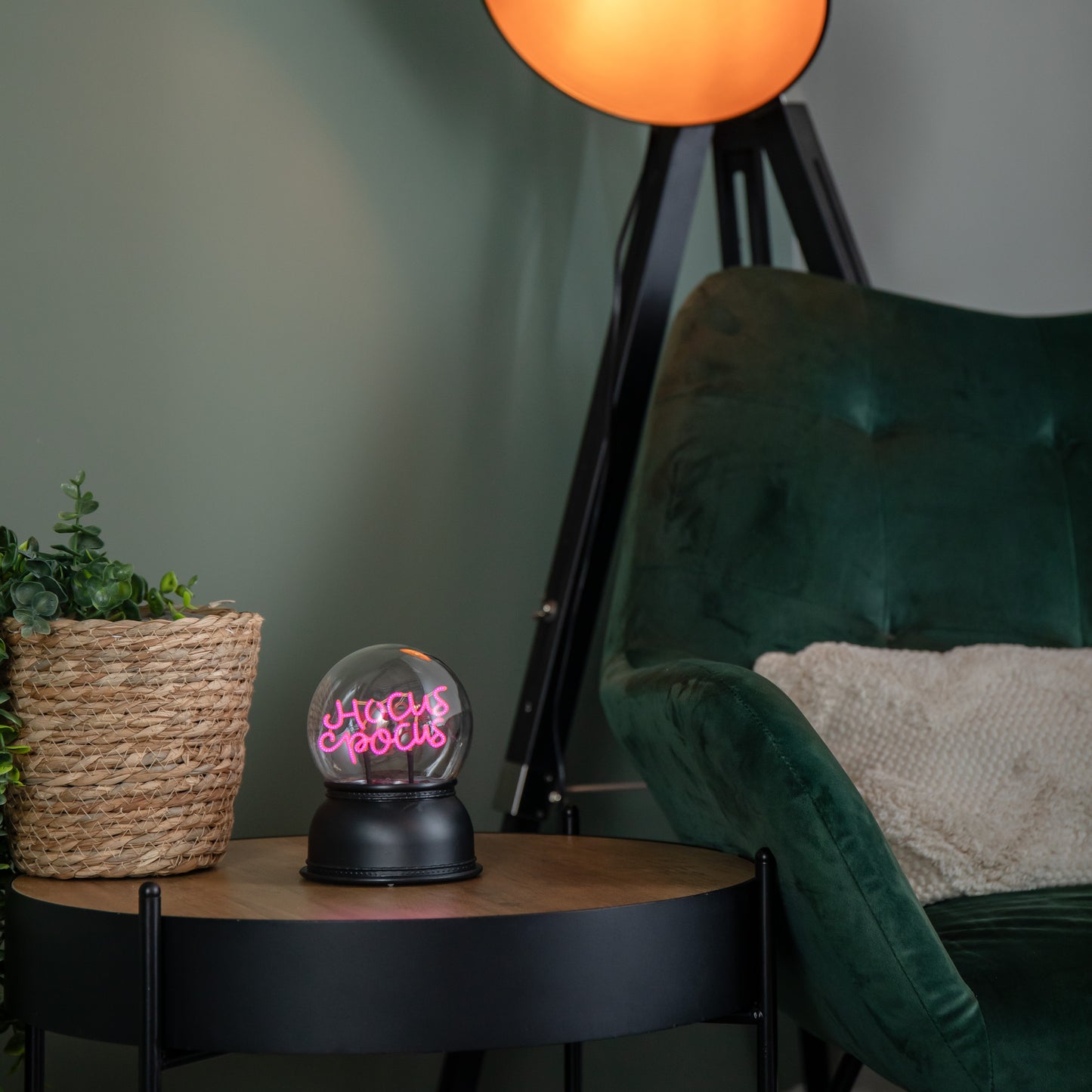 14cm Battery Operated Light up Hocus Pocus Halloween Globe with LEDs