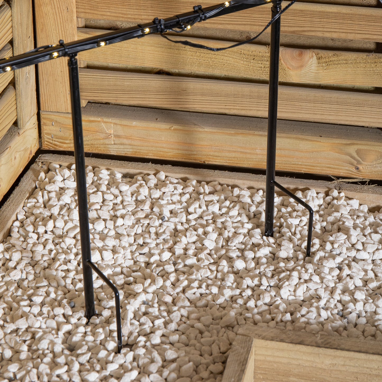 53cm x 60cm Light up Dewdrop Metal Christmas Tree with 90 LEDs and Garden Stakes