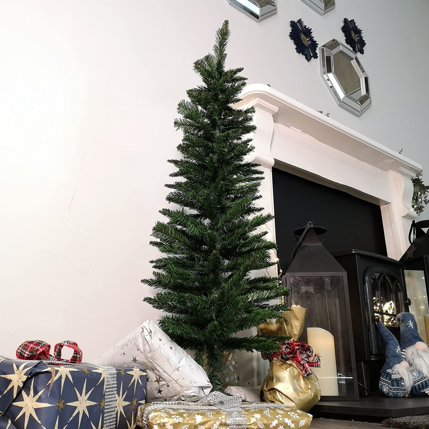 Factory Seconds: 4ft (1.2m) Pencil Style Slim Artificial Christmas Tree in Green
