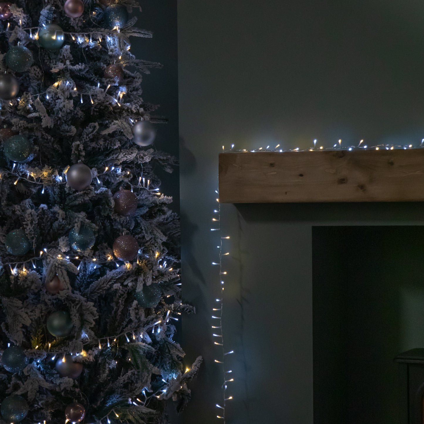 50m 2000 LED TreeBrights Christmas String Lights with Timer in White and Warm White on Clear Cable