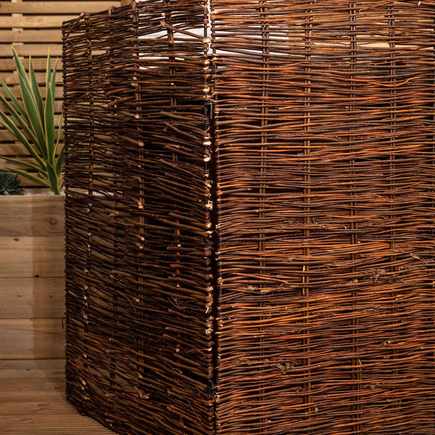 Factory Seconds: 1.16m x 1.83m Triple Garden Patio Willow Wheelie Bin Screen Hideaway