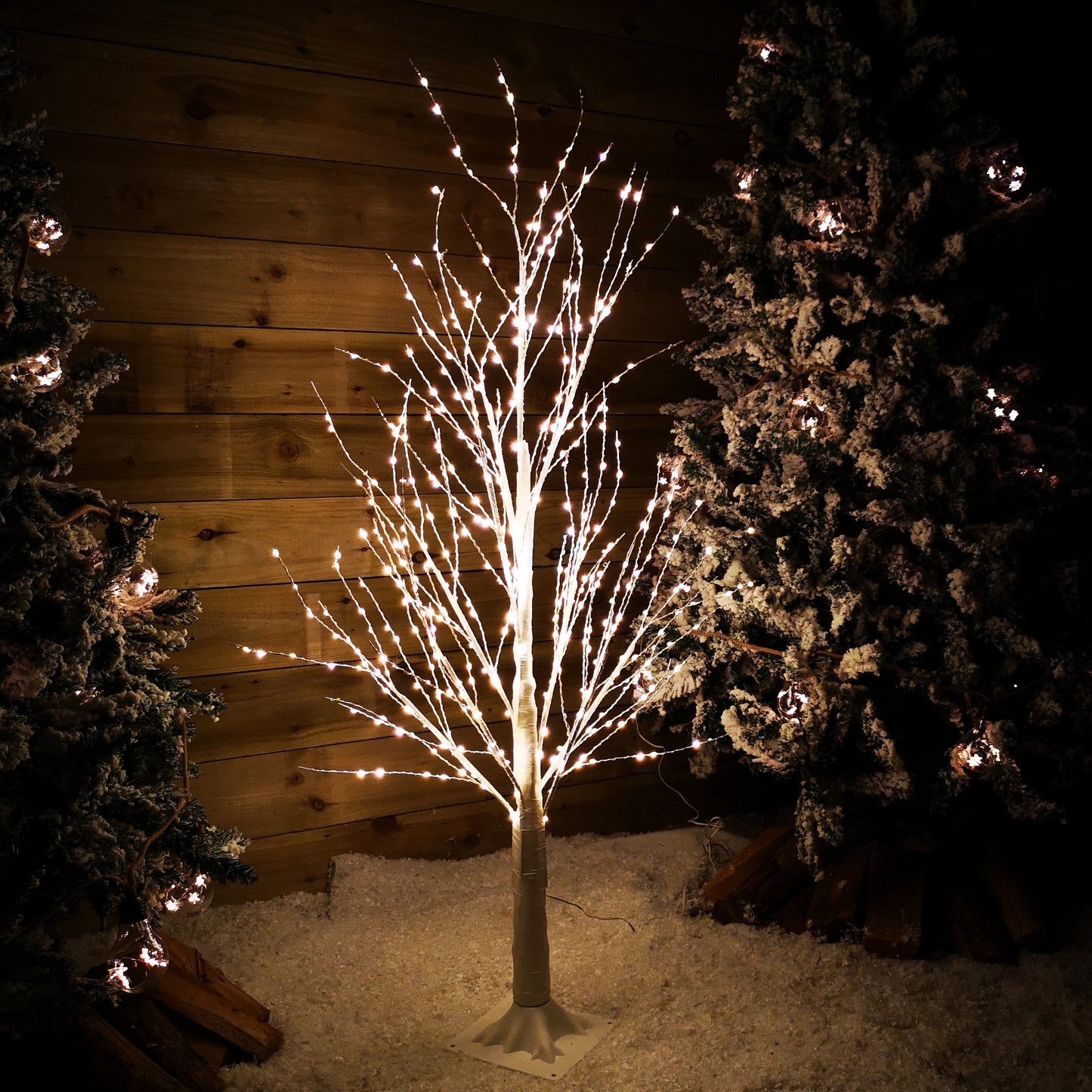 Factory Seconds: 4ft (1.2m) White Modelling Micro Dot Tree with 500 Twinkling LEDs in Warm white