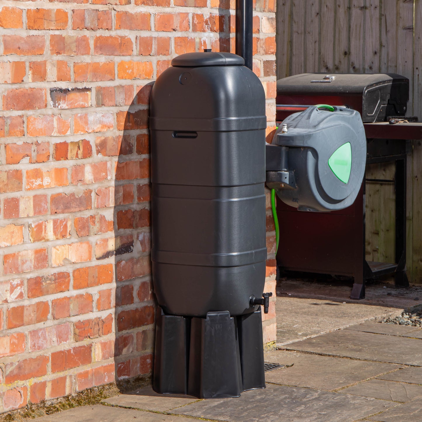 Strata 100 Litre Slimline Garden Water Butt with Filter Kit & Stand