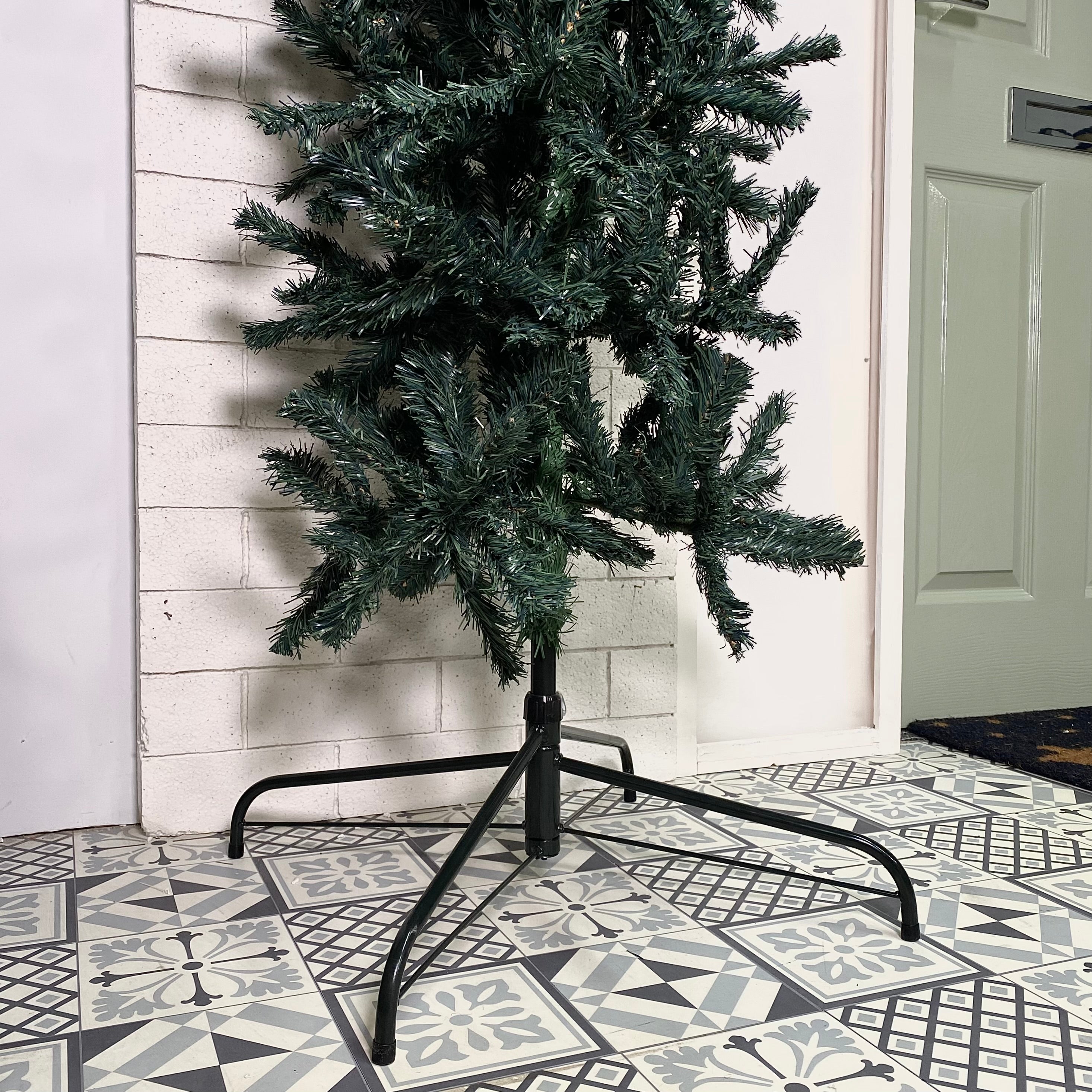 8ft (2.4m) Tall Indoor Outdoor Christmas Tree Arched and Flat Option Included in Green