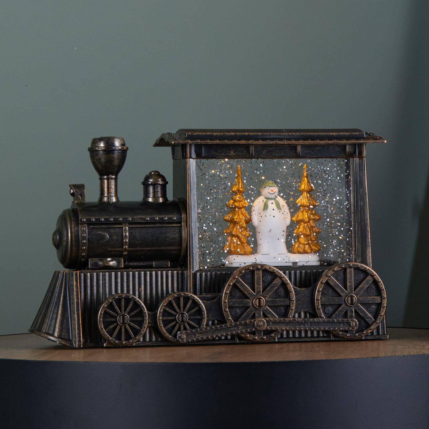 17cm Battery Operated Light up Christmas Train Water Spinner with The Snowman & Snowdog with LEDs