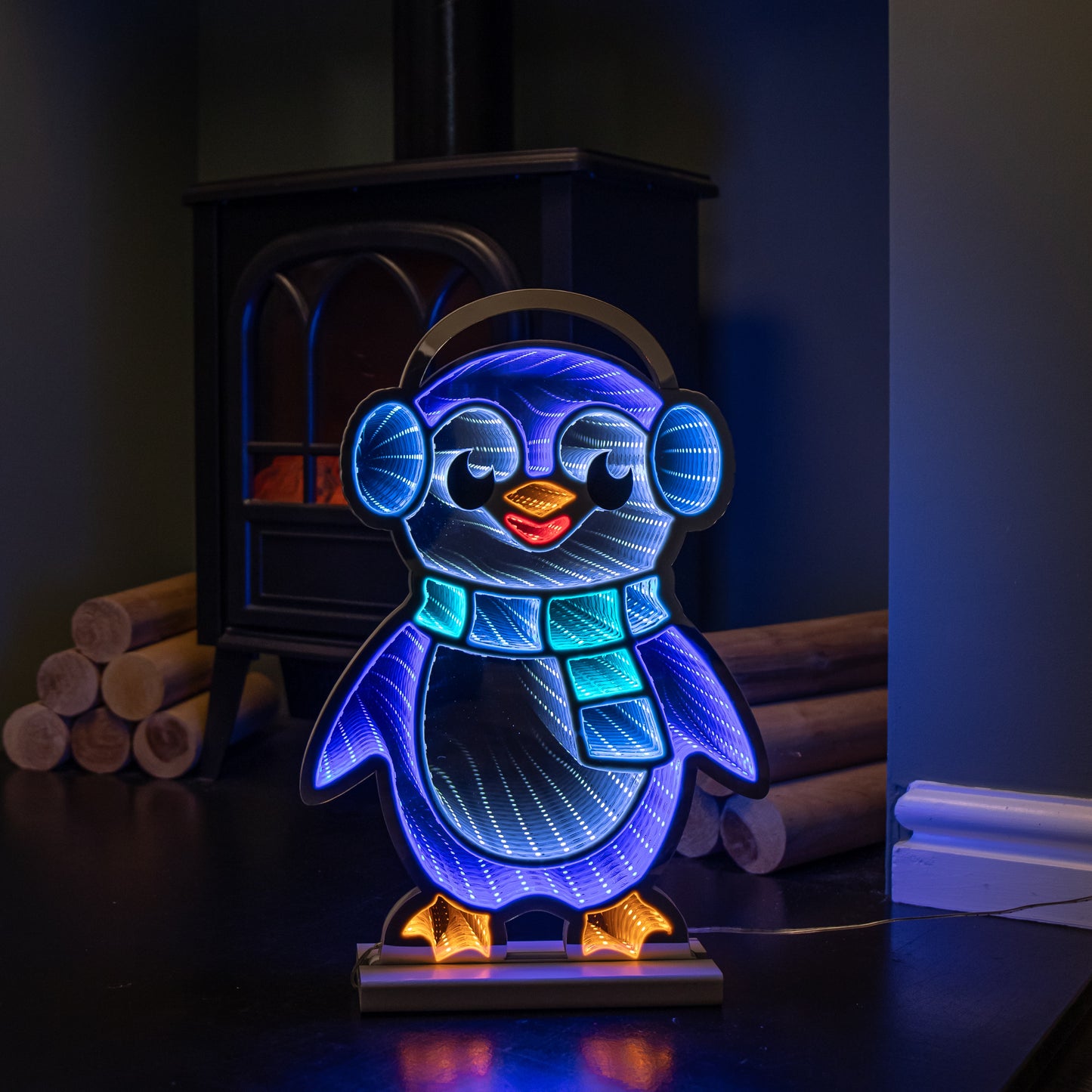 40cm Light up Penguin Infinity Christmas Decoration with Blue and White LEDs