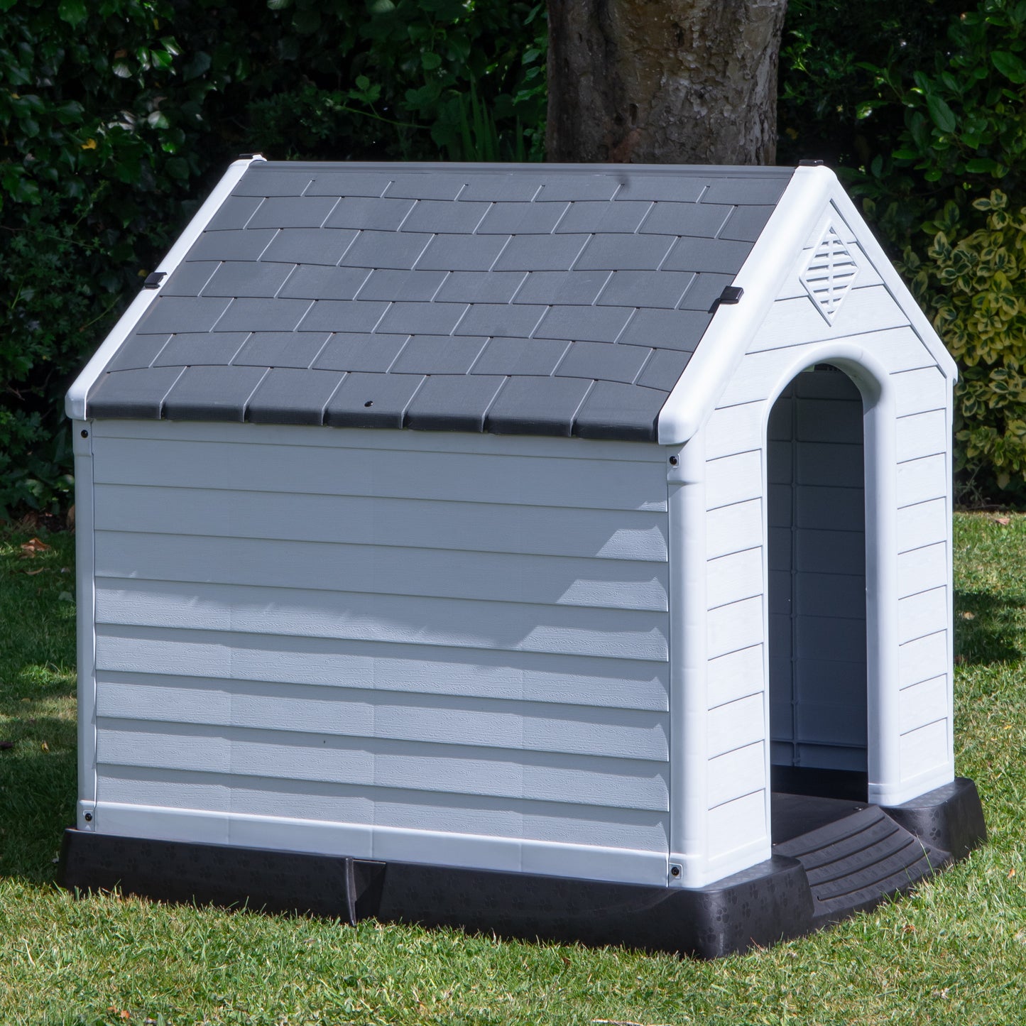 82 x 76cm Samuel Alexander Small Outdoor Plastic Dog House with Raised Bed