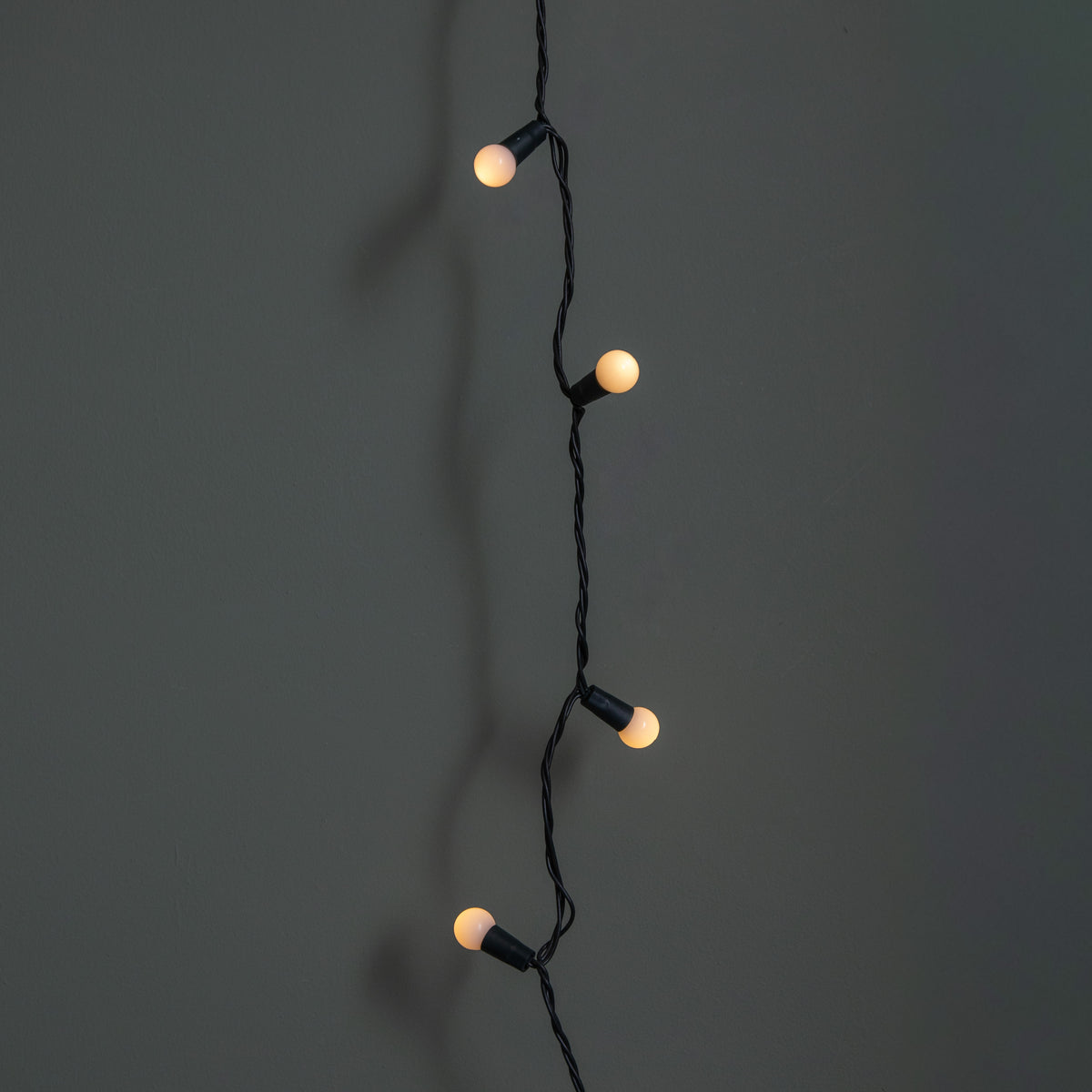 50 LED Pearl Berry Multi-Action Christmas String Lights in Warm White