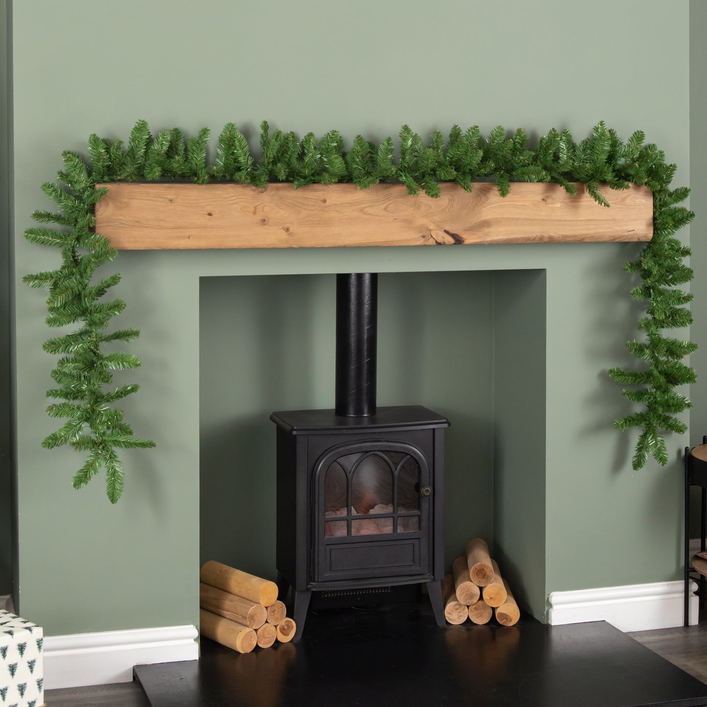 2.7m Plain Green Christmas Garland with 200 Bullet Tips