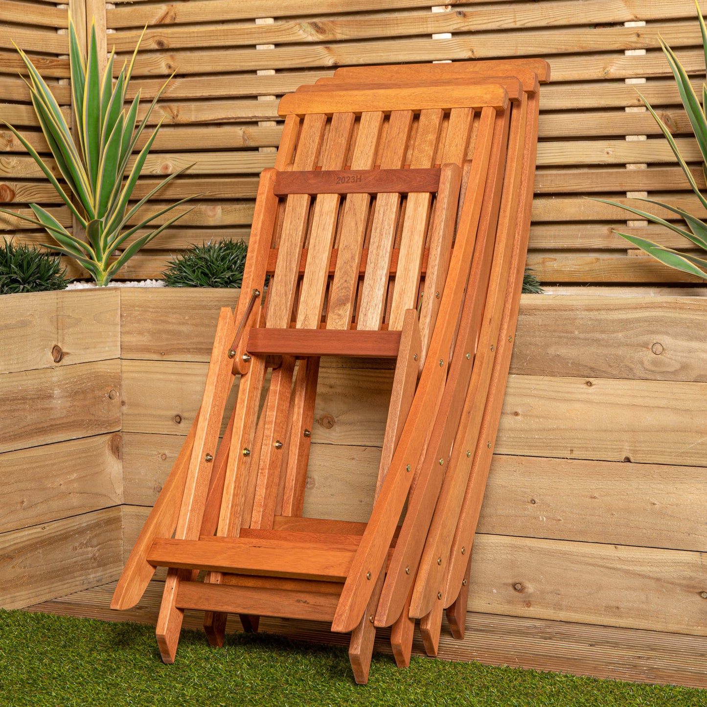 Outdoor 4 Person Rectangular Wooden Garden Patio Dining Table Chairs Set