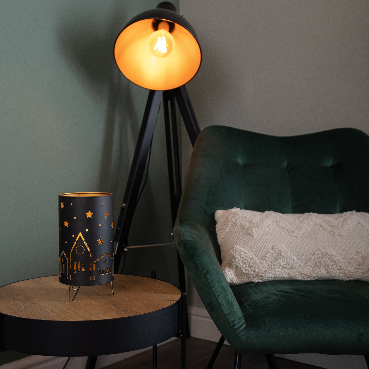 24cm Battery Operated Light up Christmas Night Sky Lantern with LEDs