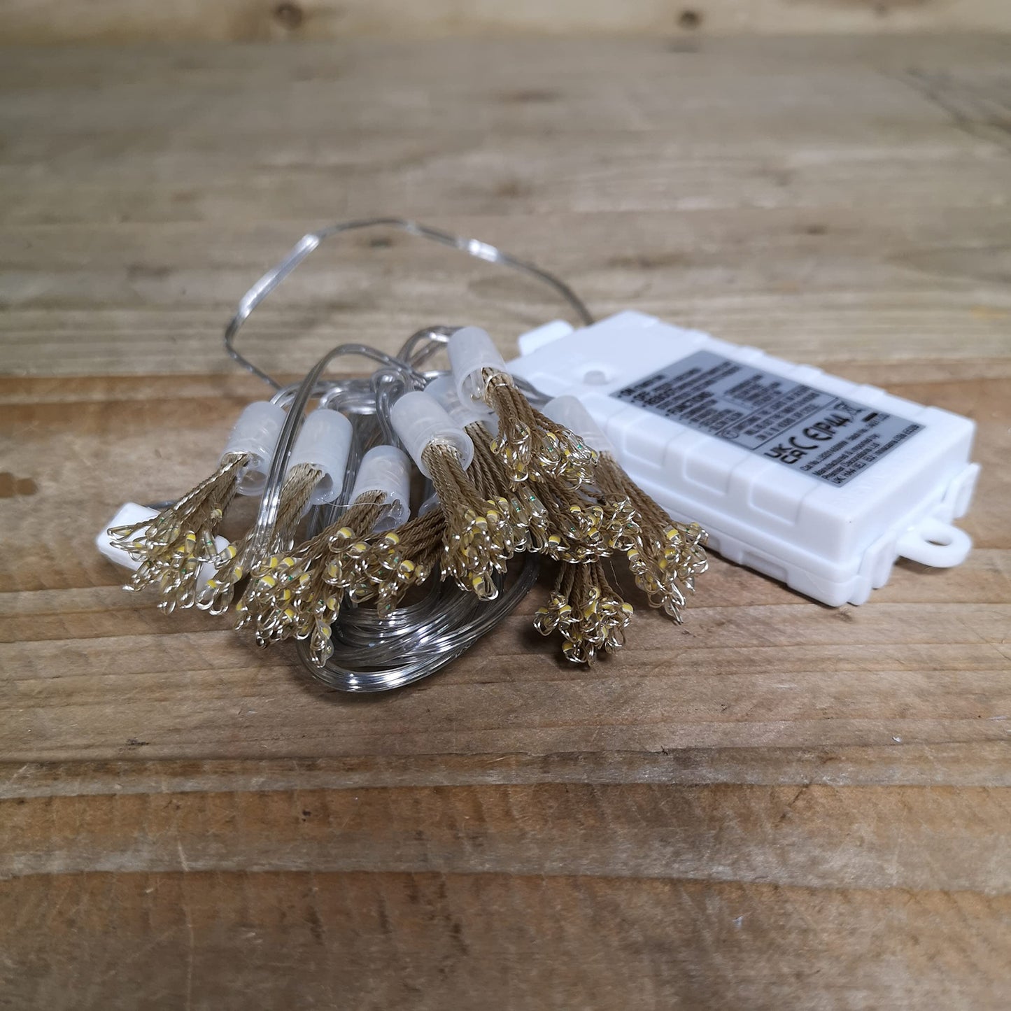 200 LED 10 Starburst Premier Christmas Multi Function Battery Timer Lights in Warm White