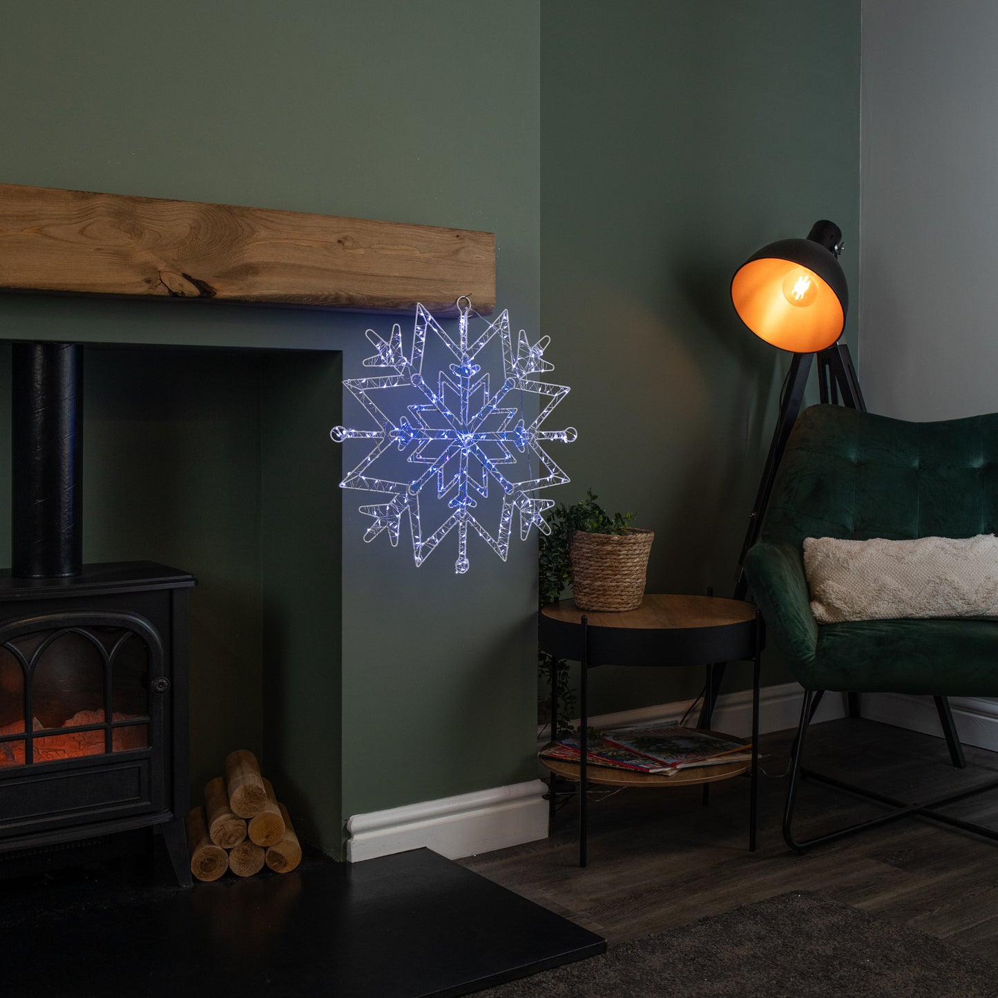 52cm Light up Christmas Snowflake Dewdrop Silhouette with Twinkling LEDs