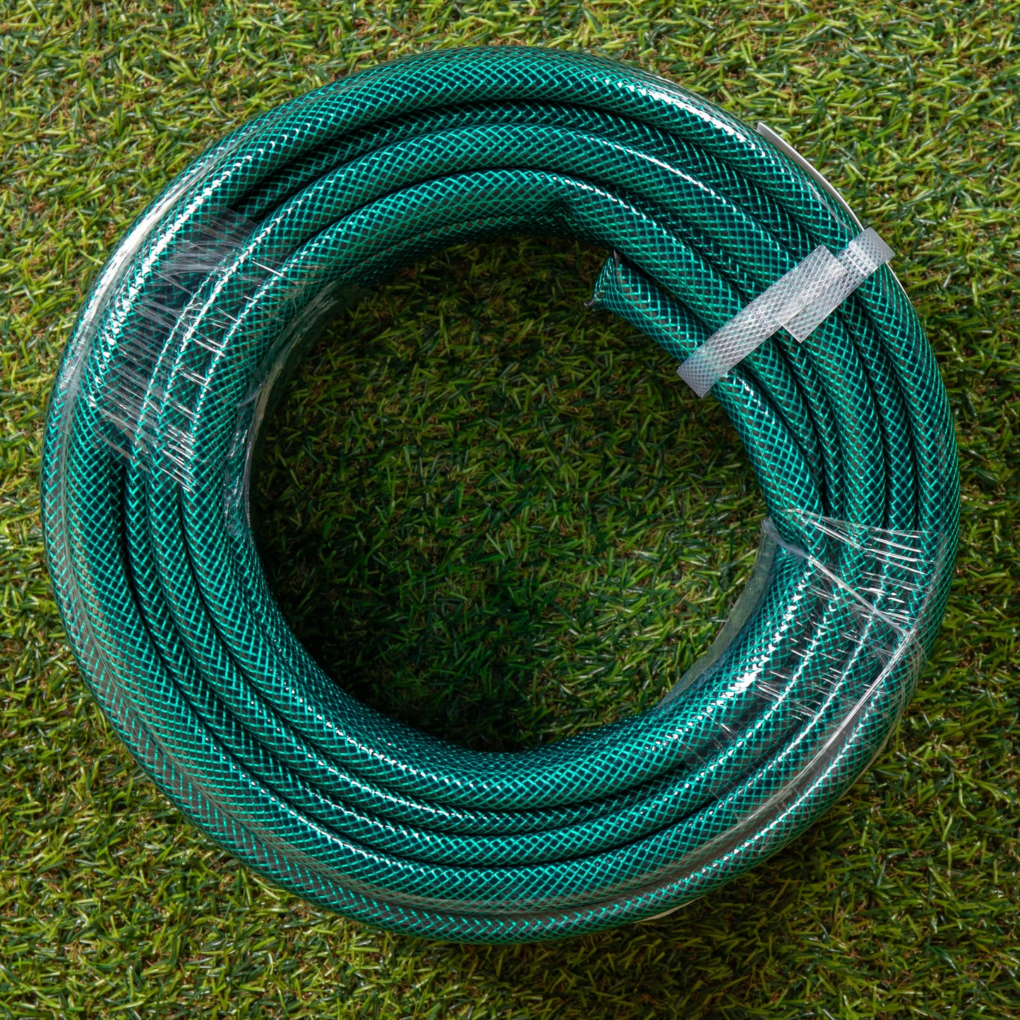 30m Reinforced Garden Hose Pipe / Hosepipe in Green