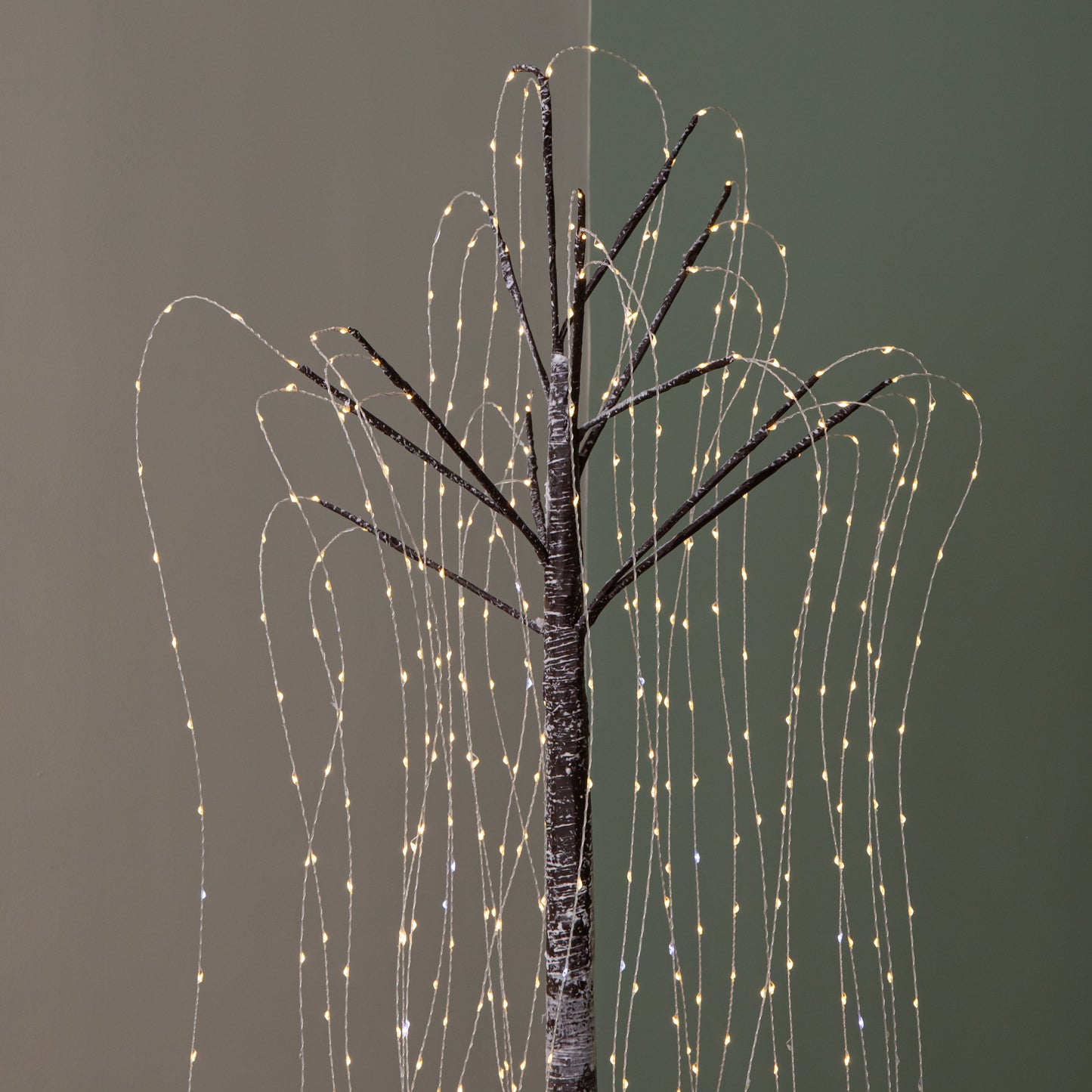 5ft (1.5m) Brown Flocked Christmas Willow Tree with Static & Flashing White Mix LEDs