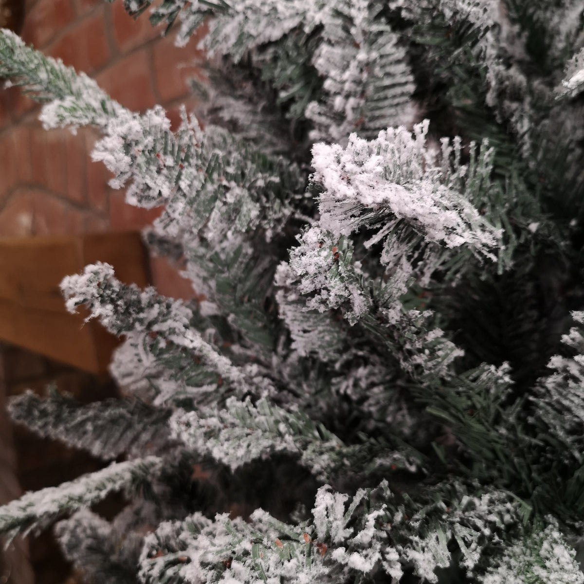 Premier 7ft Slim Festive Lapland Snow Flocked Green Christmas Tree