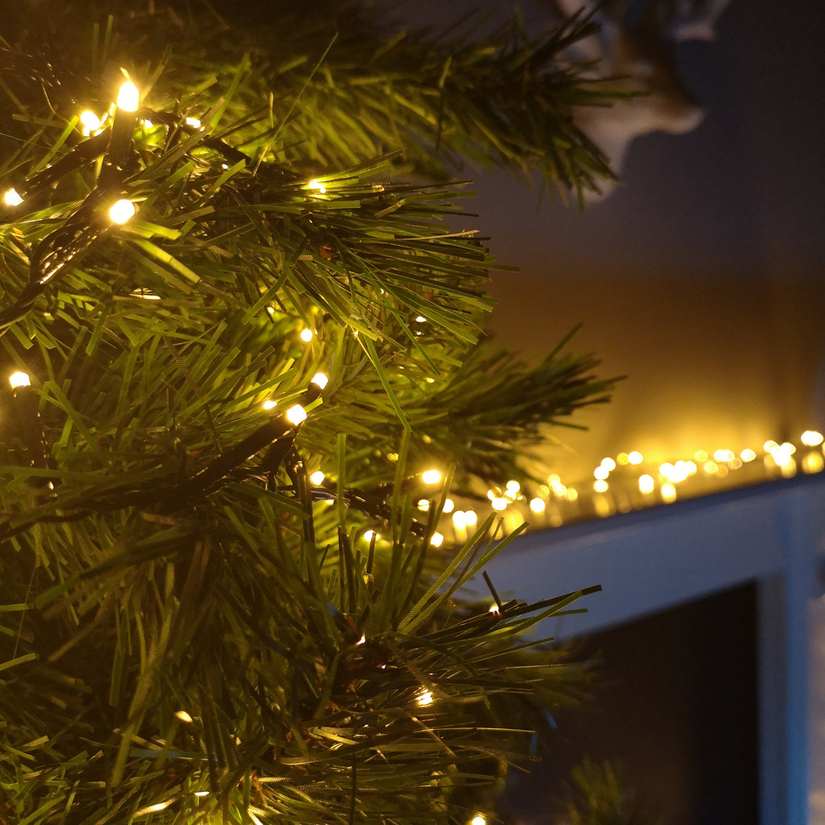 1500 LED 37.5m Premier TreeBrights Christmas Lights with TIMER in Vintage Gold