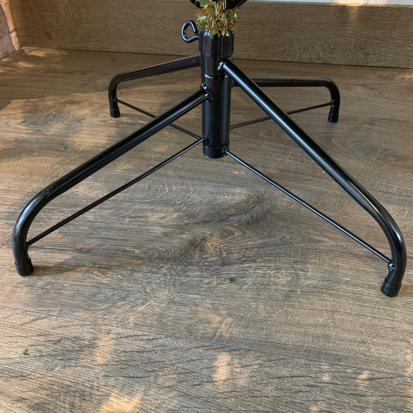 Everlands 240cm (8ft) Green Grandis Fir Real Look Christmas Tree 2935 Tips