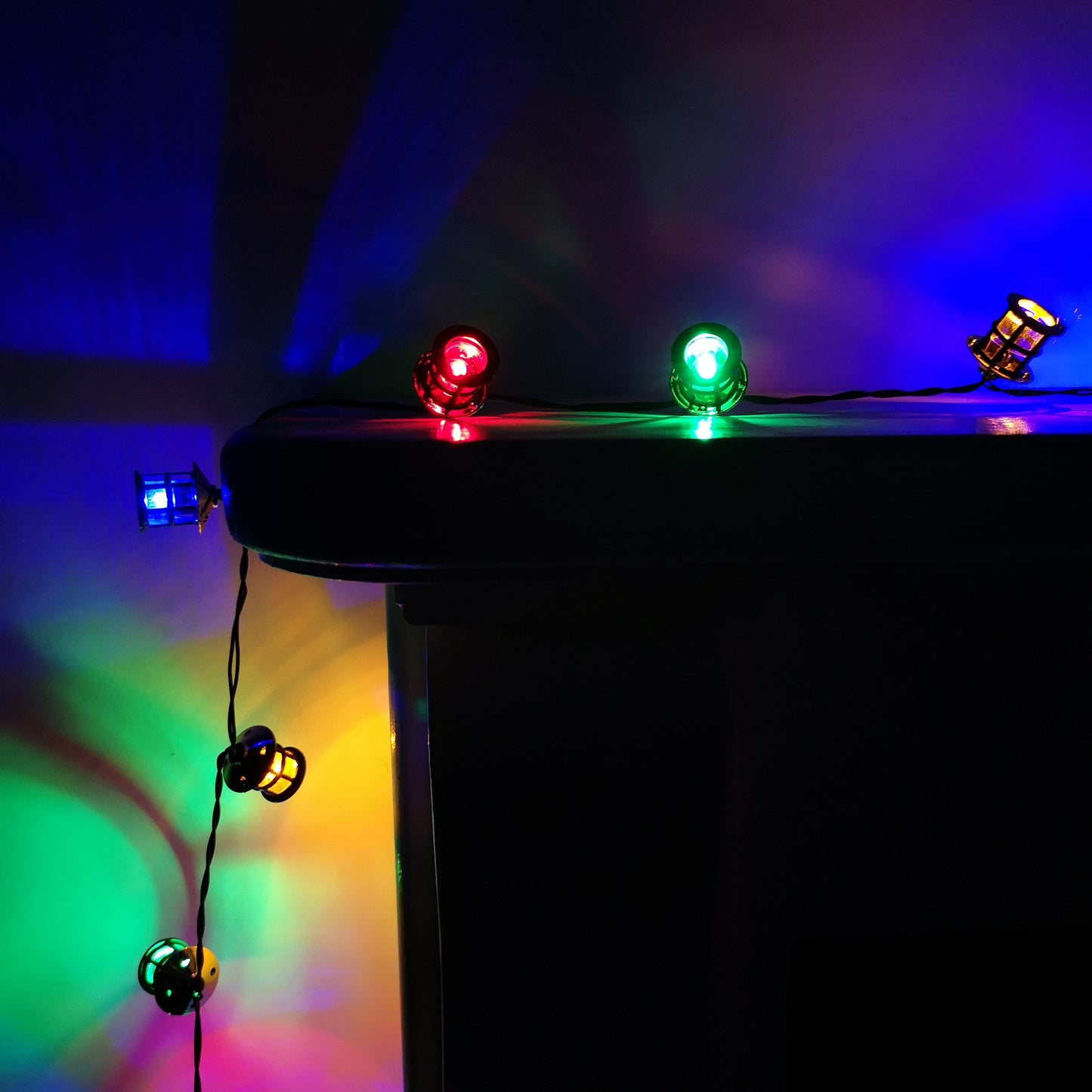 40 LED 4m Indoor Outdoor LED Palace Cage Christmas Lights in Multicoloured