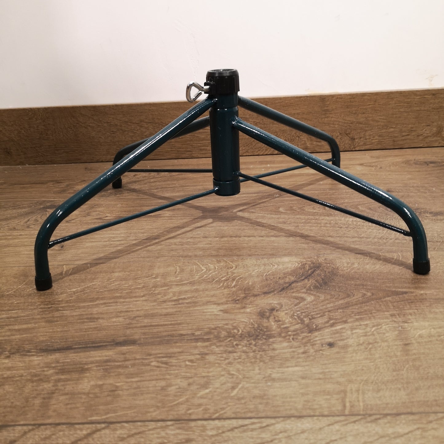 Premier 6ft Slim Festive Lapland Snow Flocked Green Christmas Tree