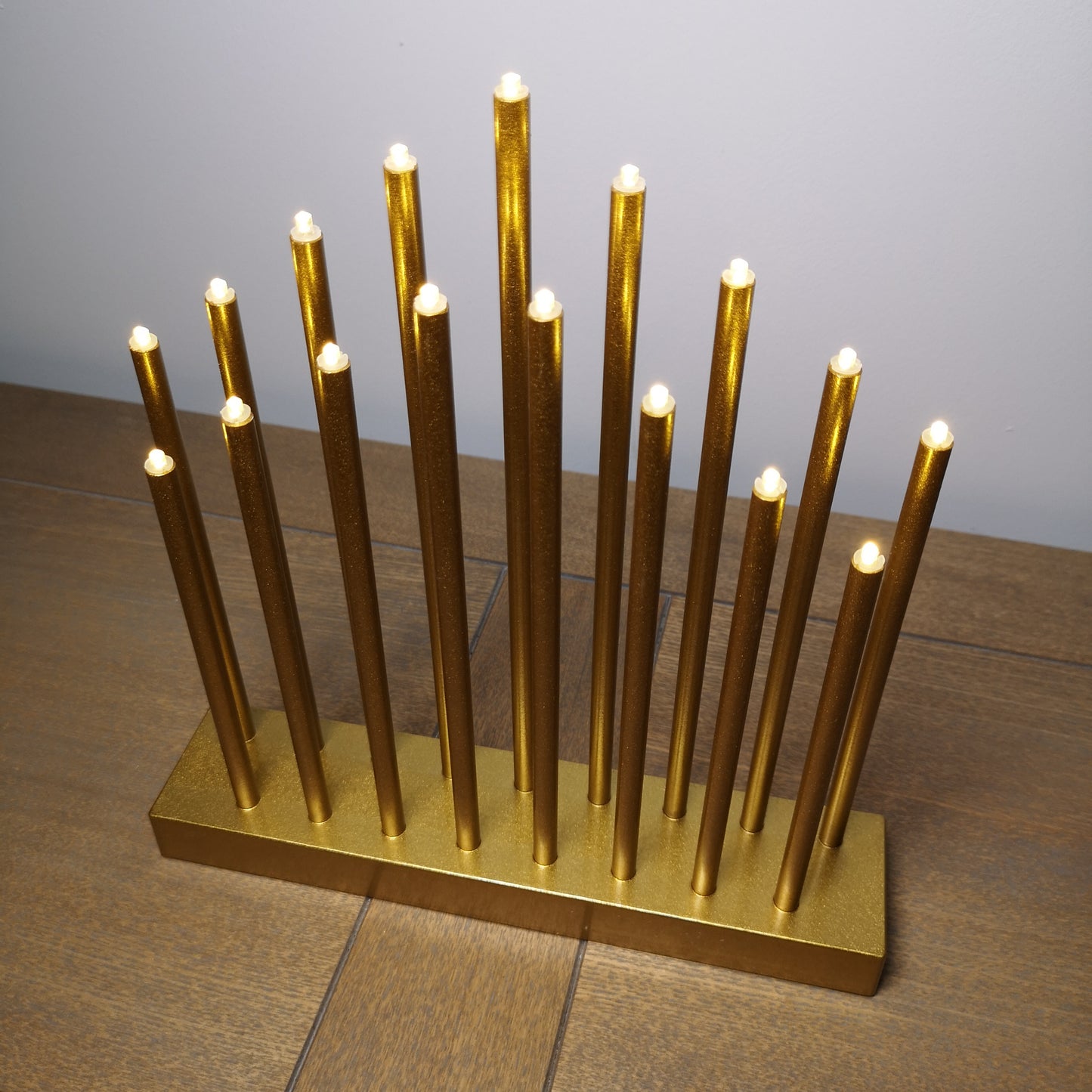 29cm Premier Christmas Candle Bridge with 17 LEDs & Timer in Gold Battery Operated