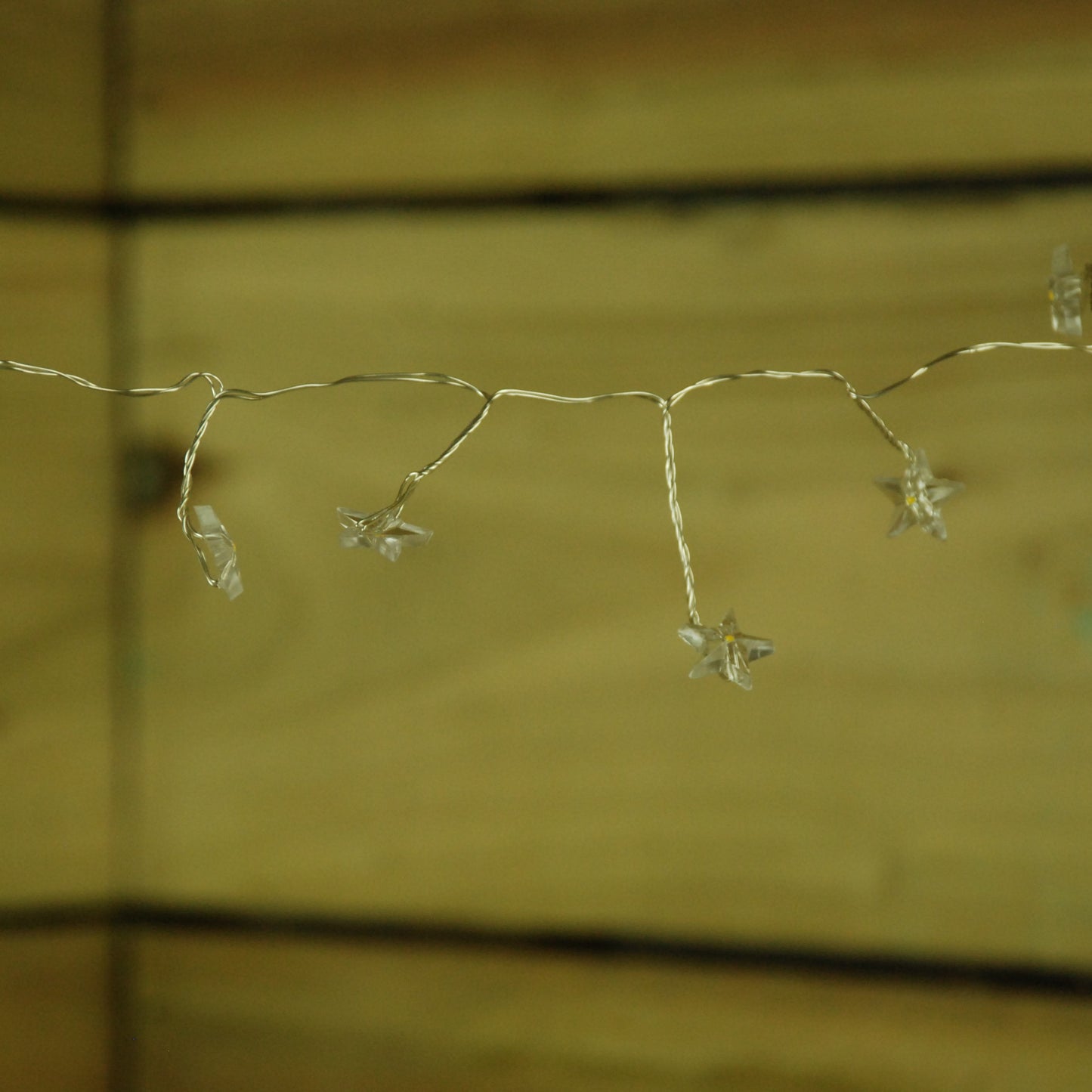 80 LED (2m) Outdoor Warm White Star Cluster Christmas Lights Microbrights Timer