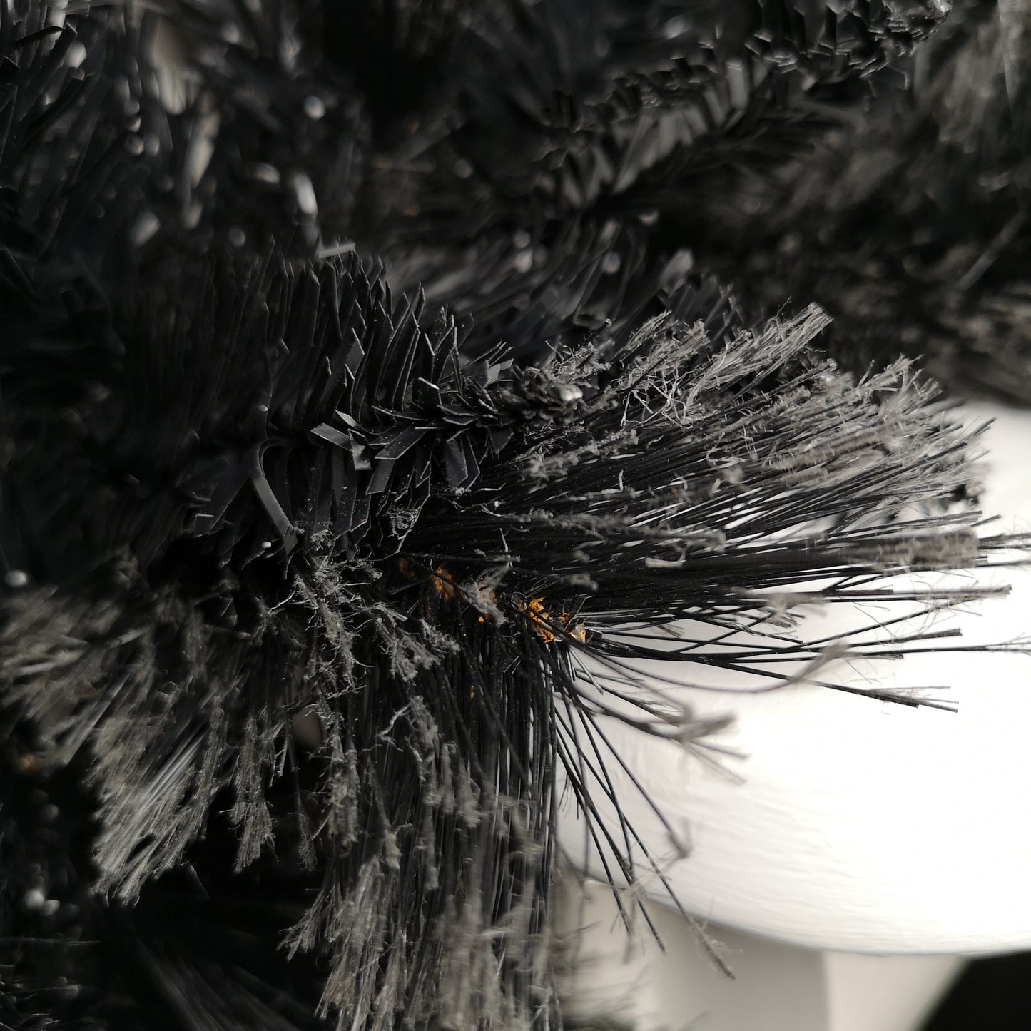 6ft (1.8m) Premier PVC Plain Black Tipped Artificial Christmas Halloween Garland