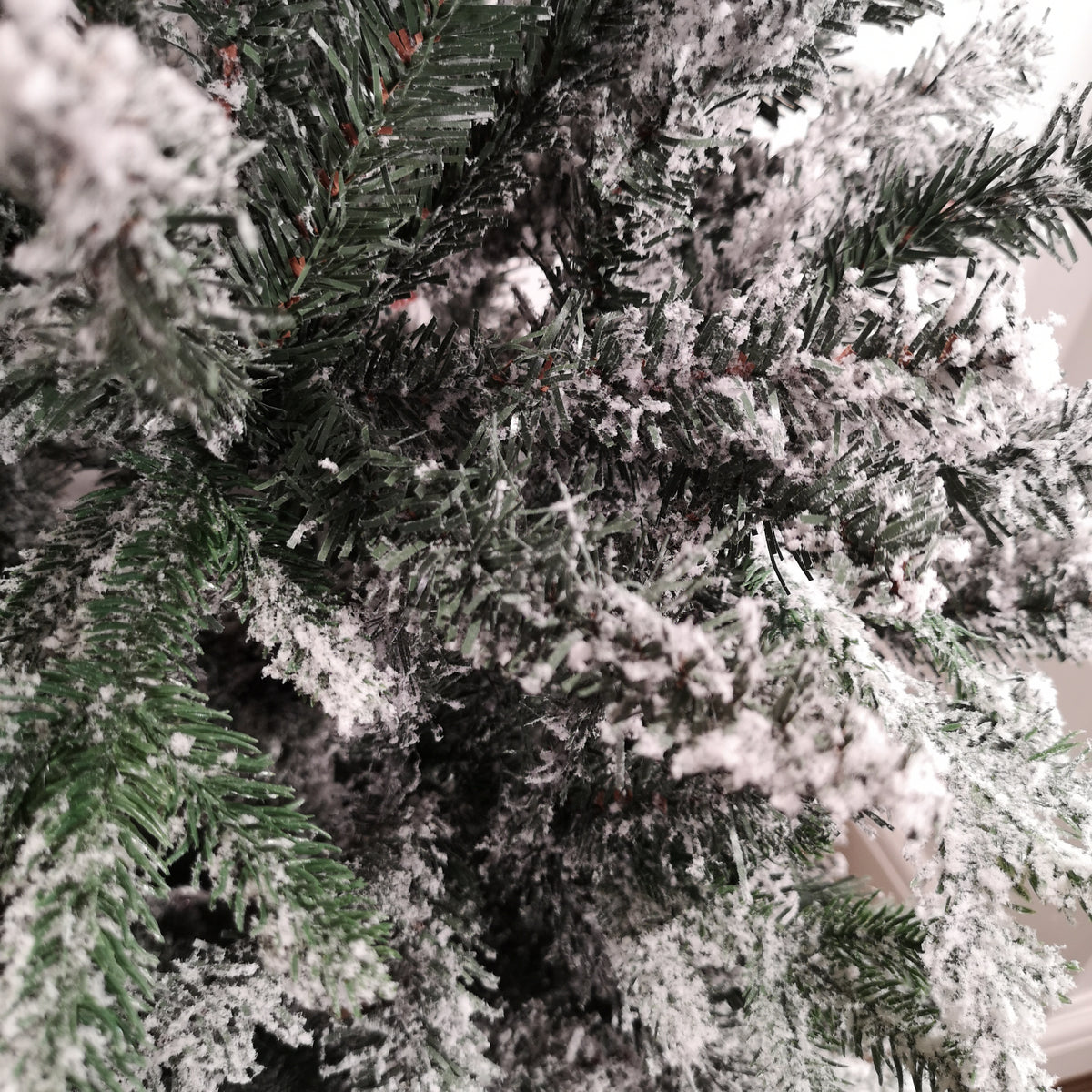 Premier 7ft Slim Festive Lapland Snow Flocked Green Christmas Tree