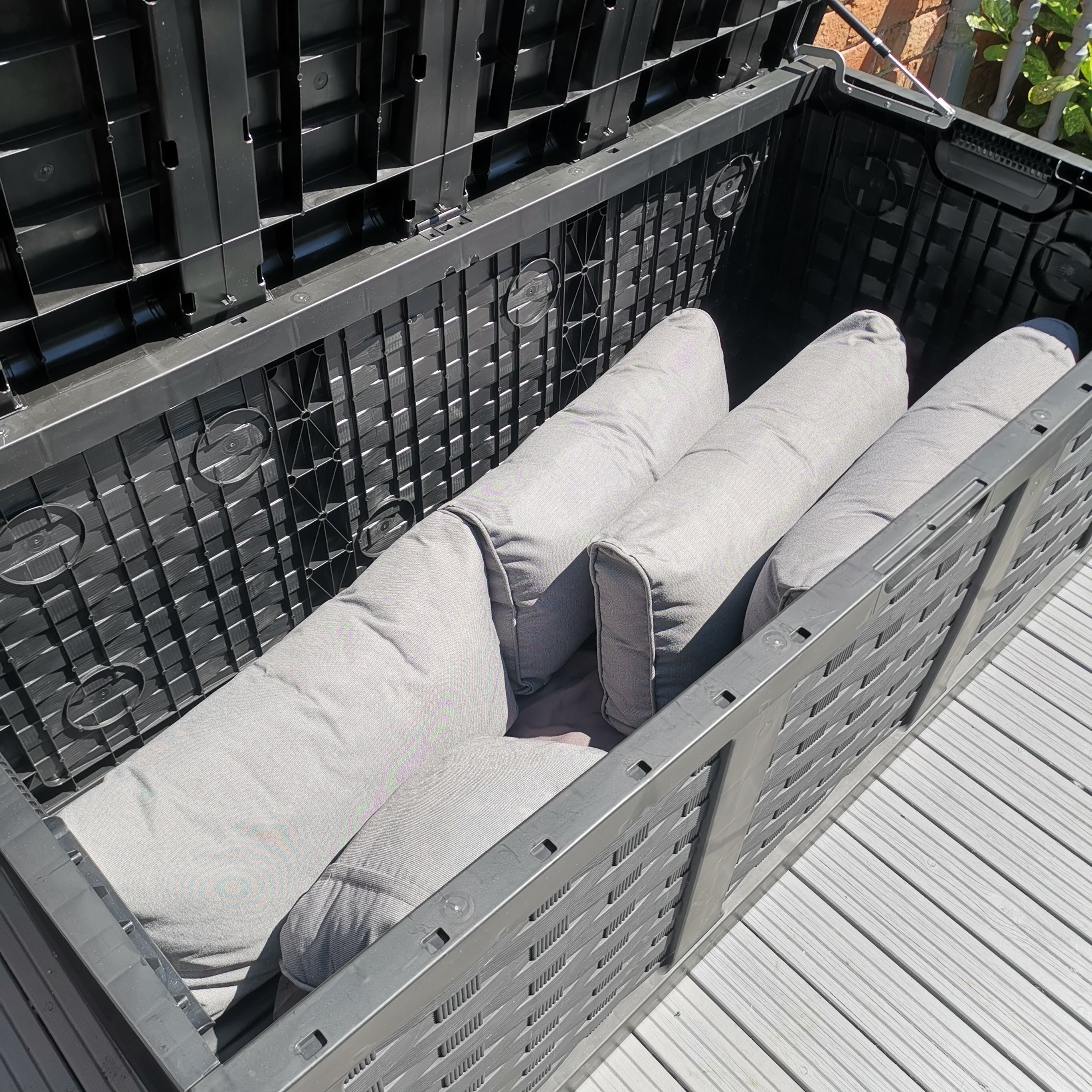 Outdoor Storage Box for Cushions
