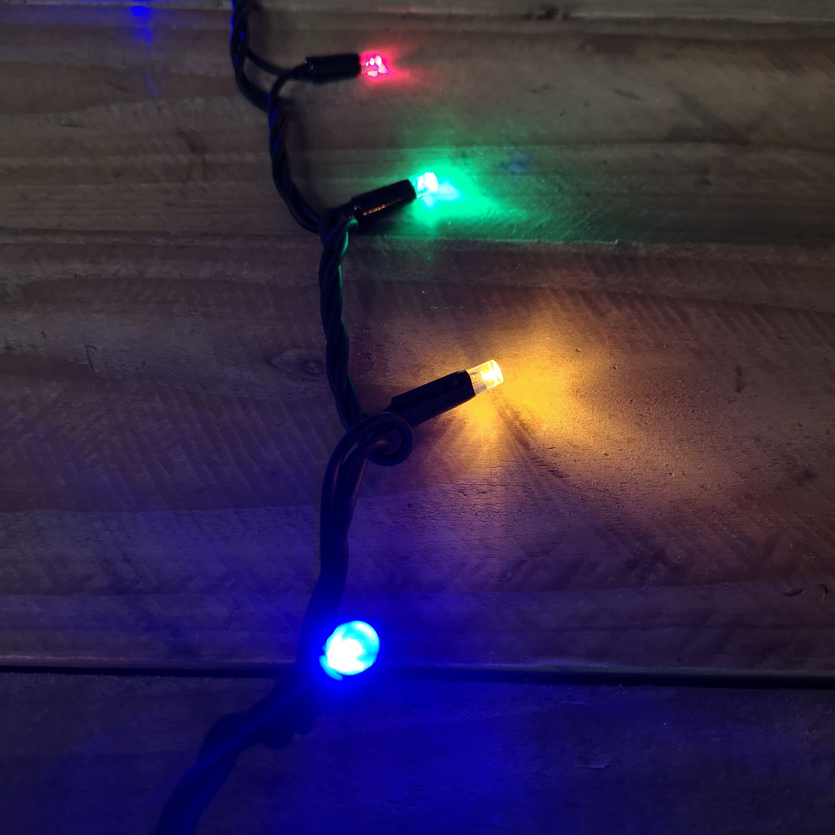 100 LED 10m Heavy Duty Static Connectable Christmas Lights in Multicoloured