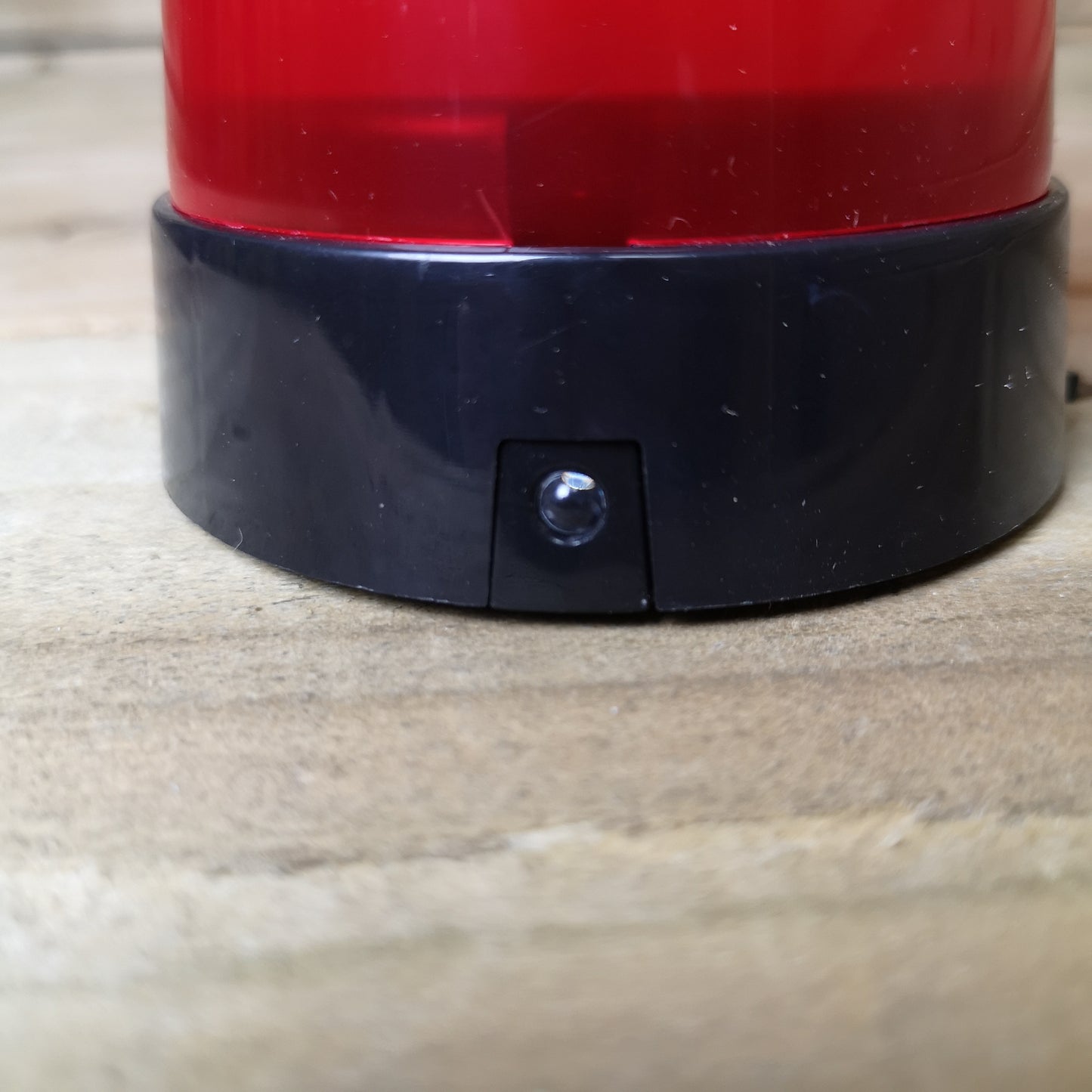 Motion Activated Christmas Present Snoop Alarm With A Flashing Light And 90 Decibel Siren