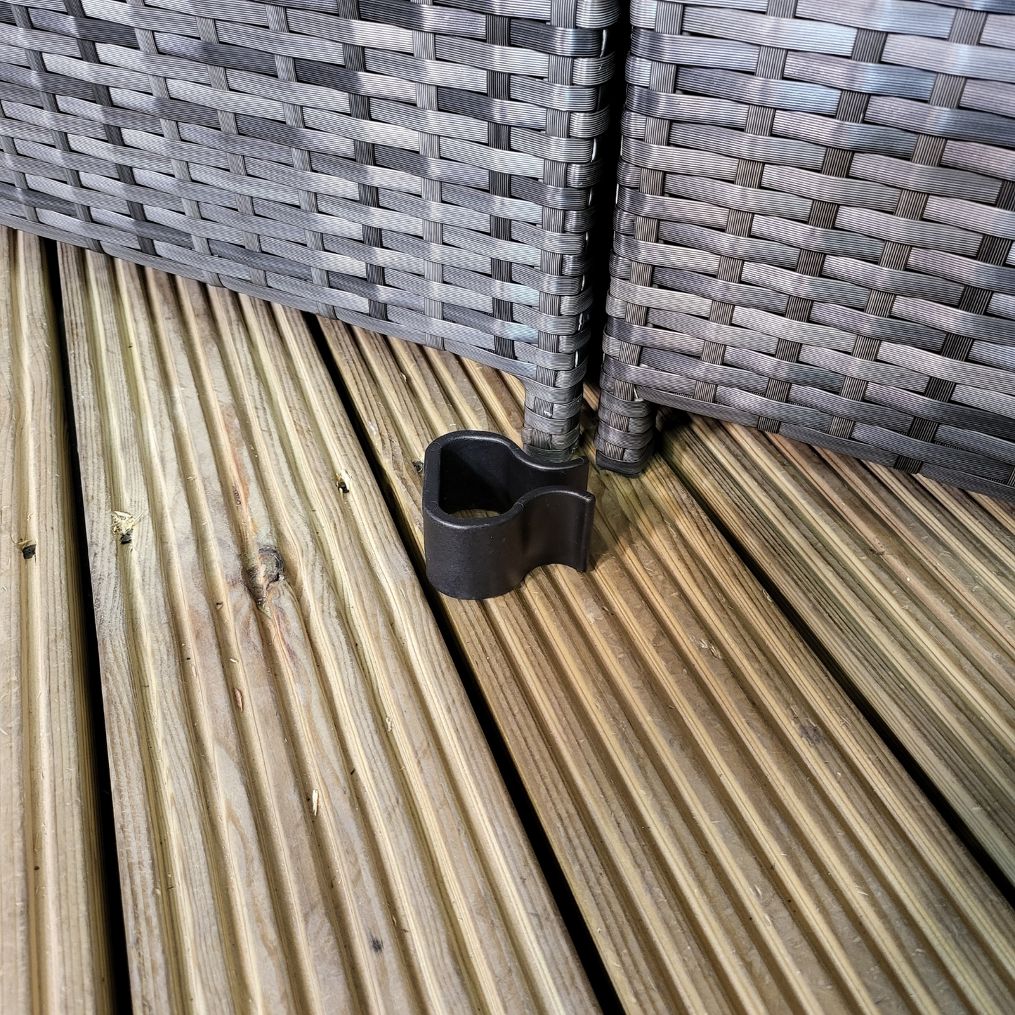 3PC 4 Seater Brown Rattan Chair Garden Sofa Set Daybed With Grey Cushions and Glass Top Coffee Table