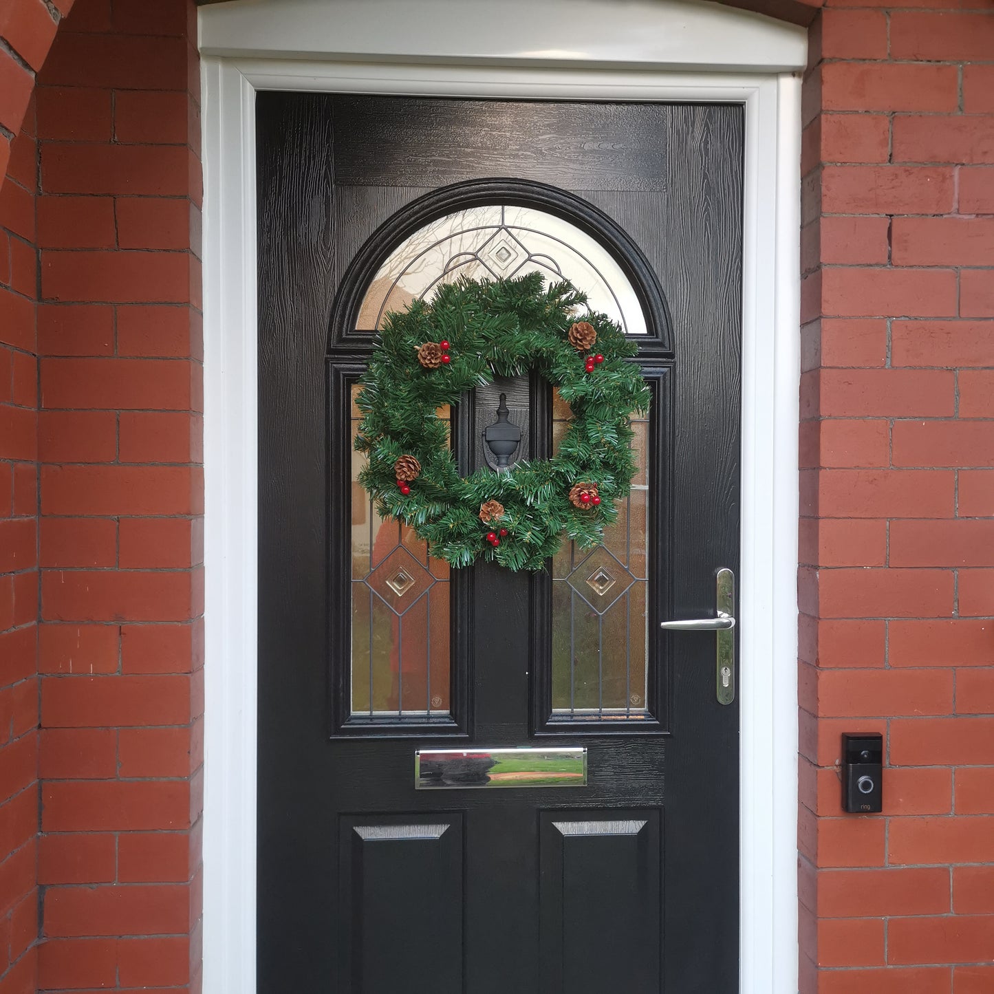 50cm The Tree Company Christmas Wreath With Festive Berry and Cones