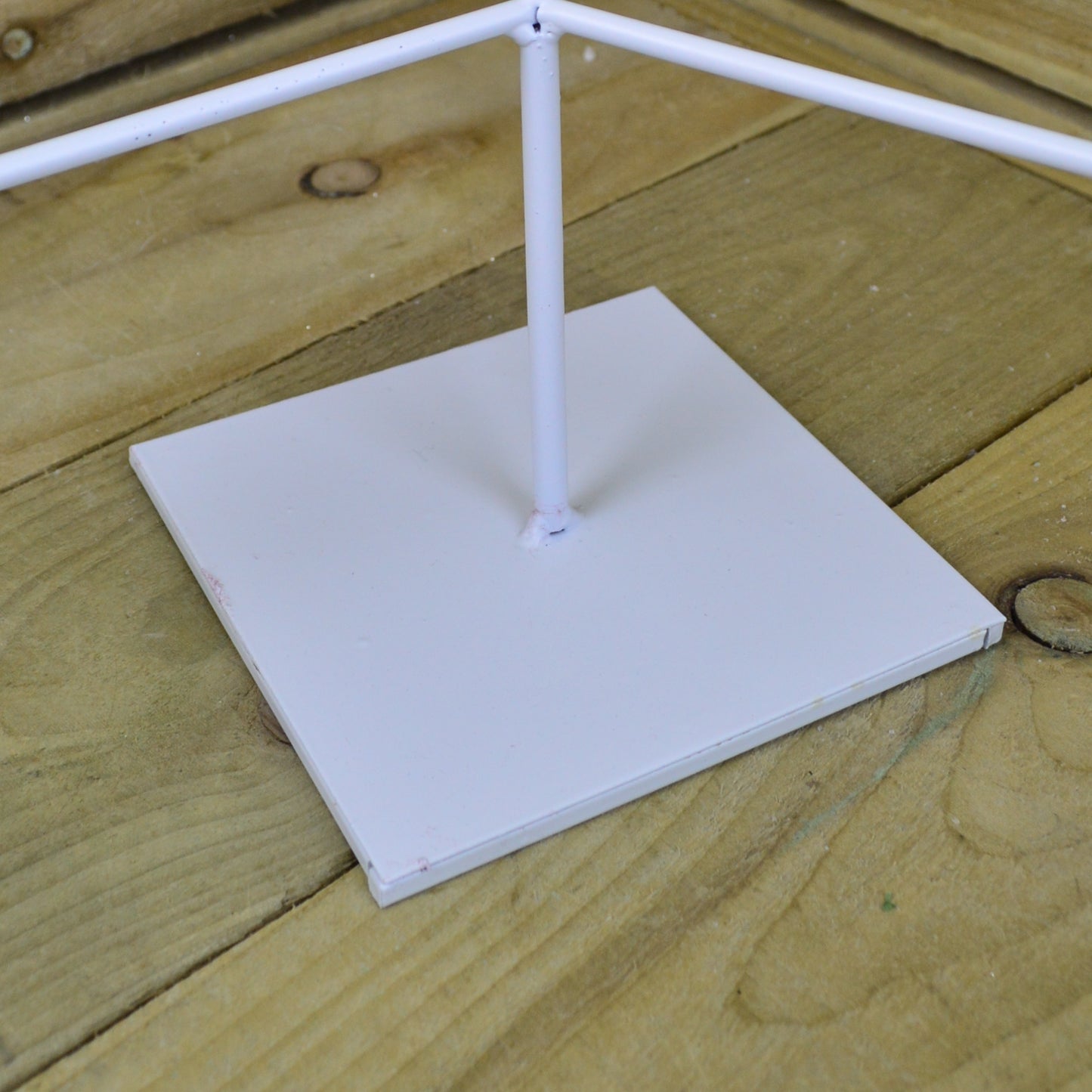 White Christmas Tree 7 Tealight Holder With Dangling White Stars