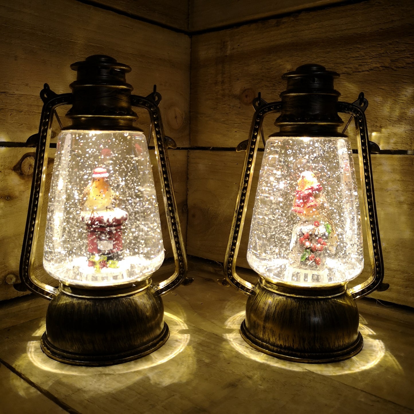 24cm Premier Christmas Water Spinner Antique Effect Hurricane Lantern – Choice of 2 Robin Designs