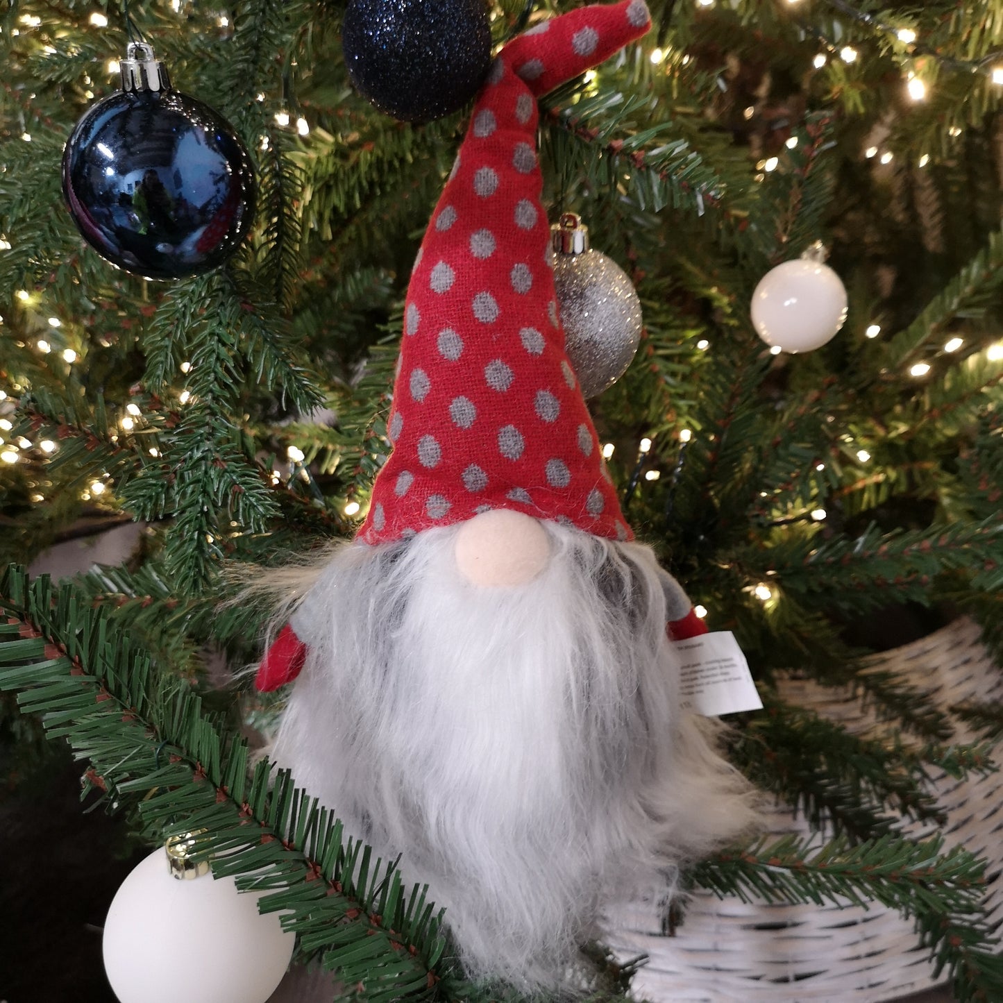 34cm Festive Gonk Cuddly Santa Indoor Christmas Decoration - Choice of Hat Design