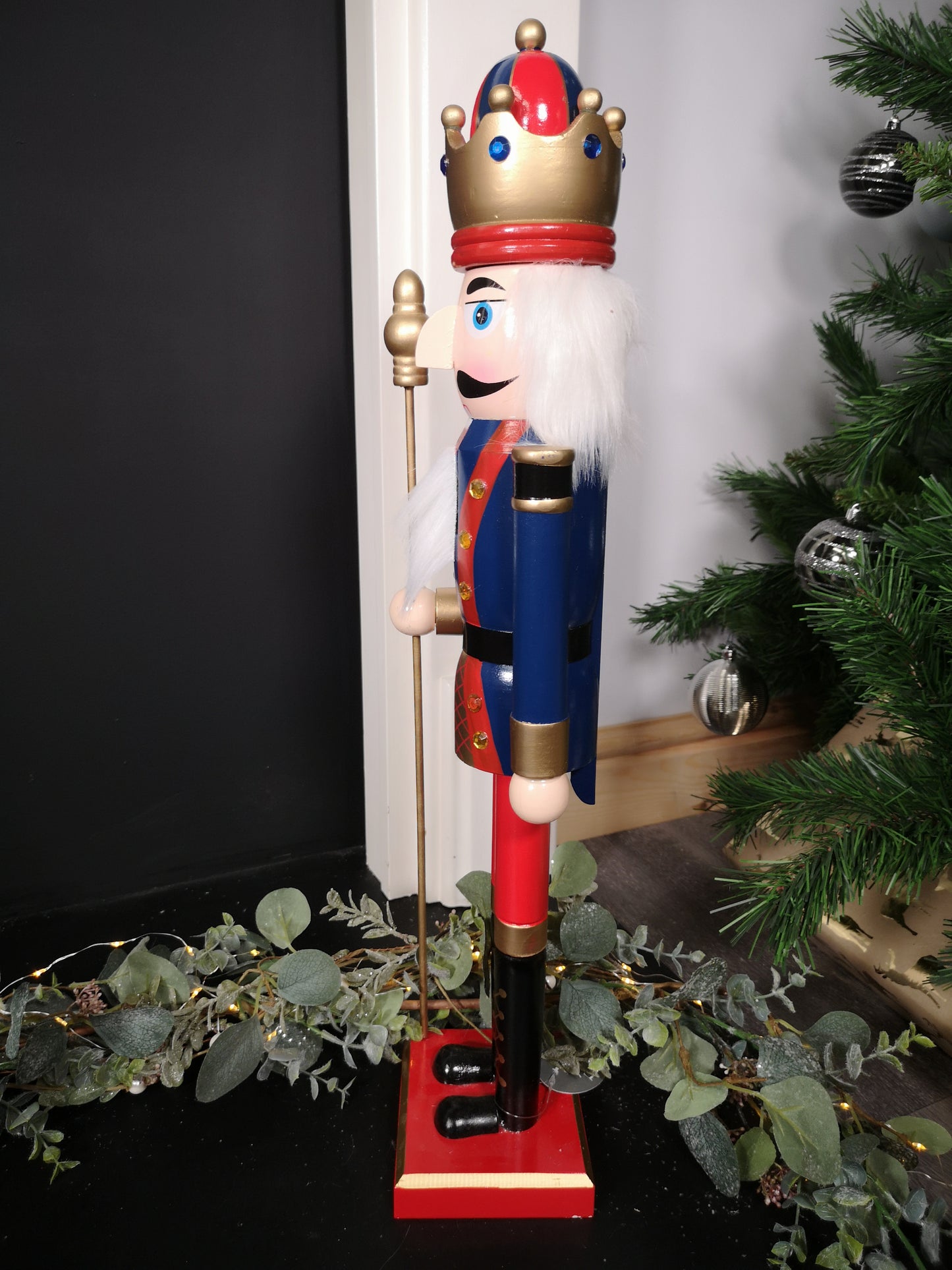 60cm Traditional Wooden Christmas Nutcracker Soldier Decoration with Blue Body