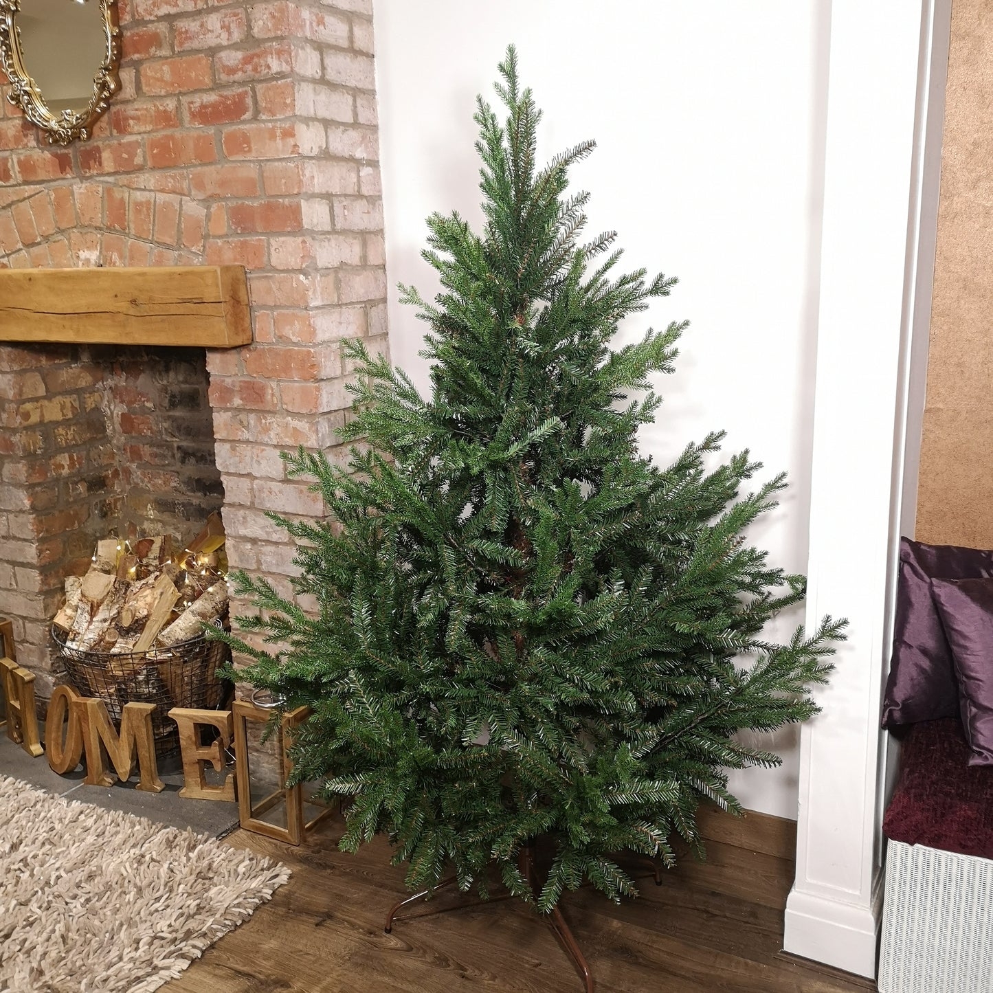 6ft 180cm Green Glenshee Spruce Artificial Christmas Tree PE and PVC Mix Natural Look