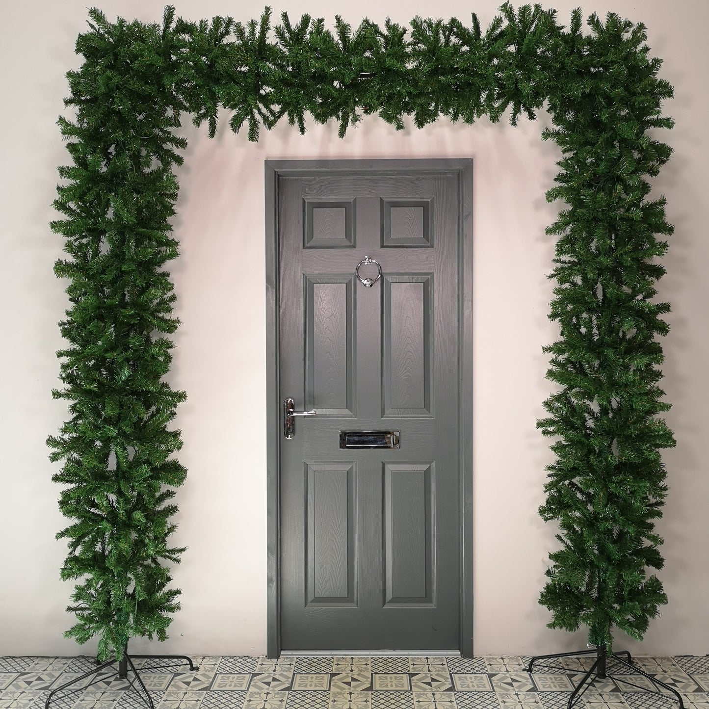 8ft (2.4m) Tall Prelit Premier Indoor / Outdoor Christmas Tree Arch in Green