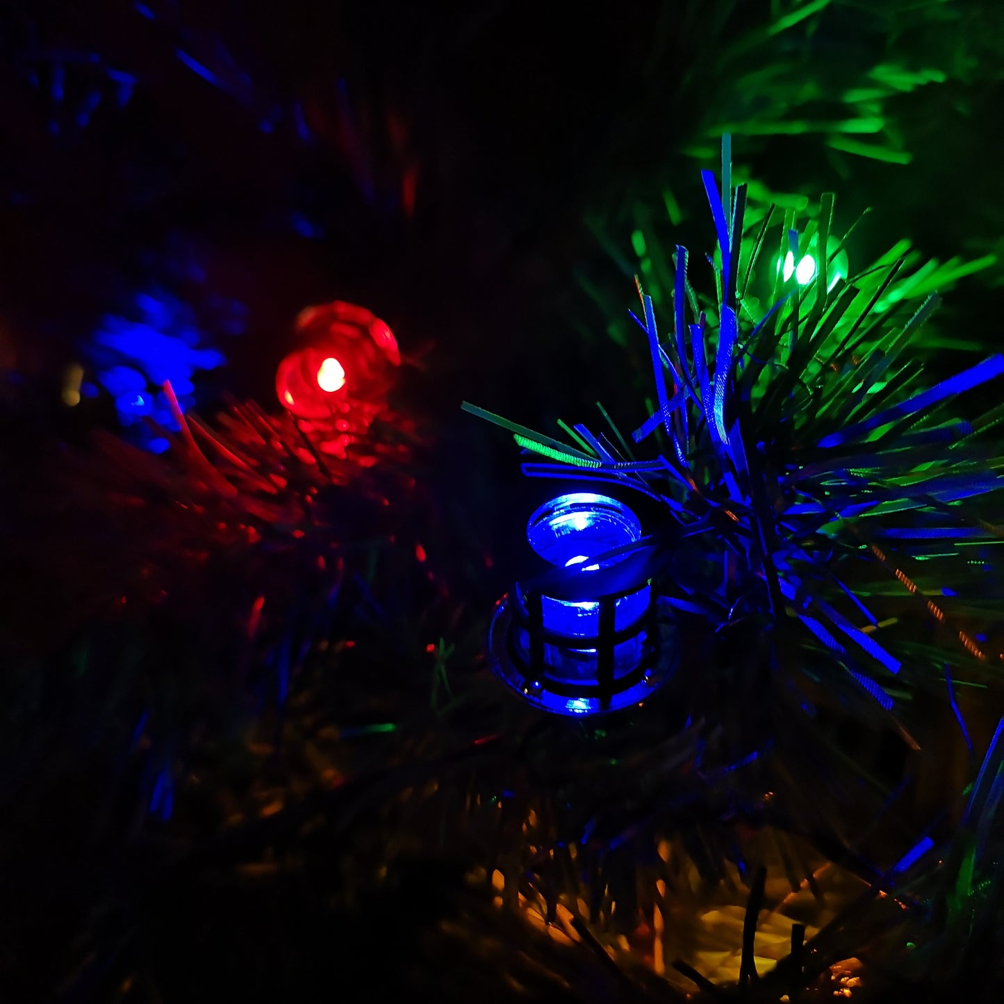 40 LED 4m Indoor Outdoor LED Palace Cage Christmas Lights in Multicoloured